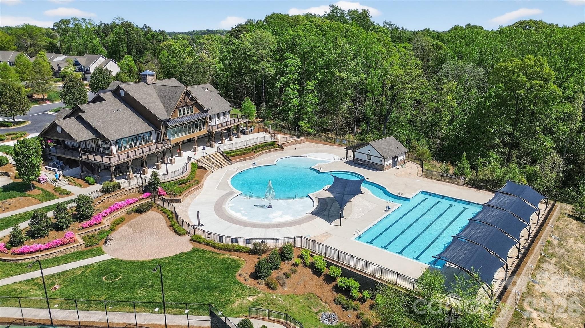 276 Ascot Run Way — Fort Mill