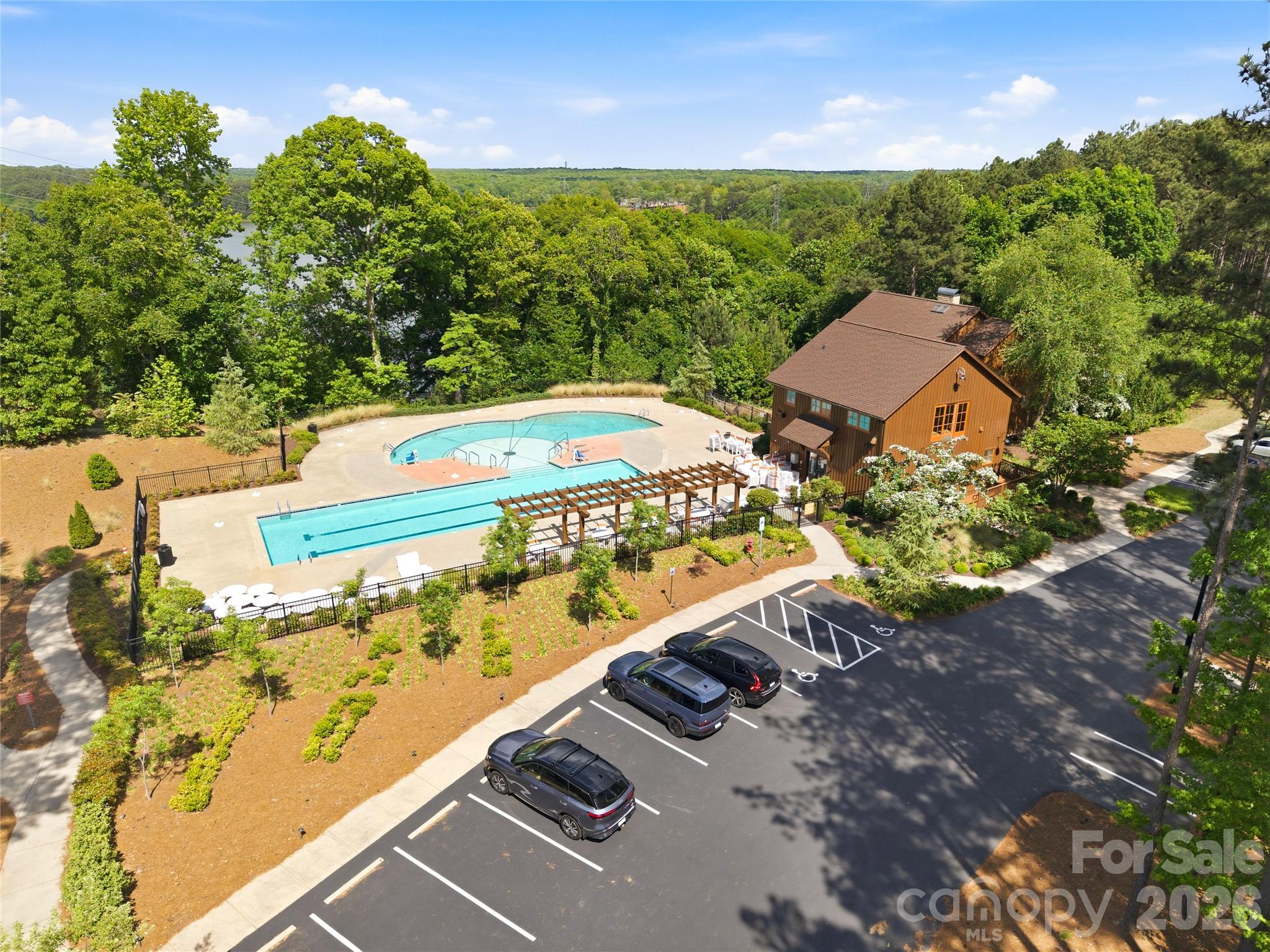 124 Van Gogh Trail — Mount Holly