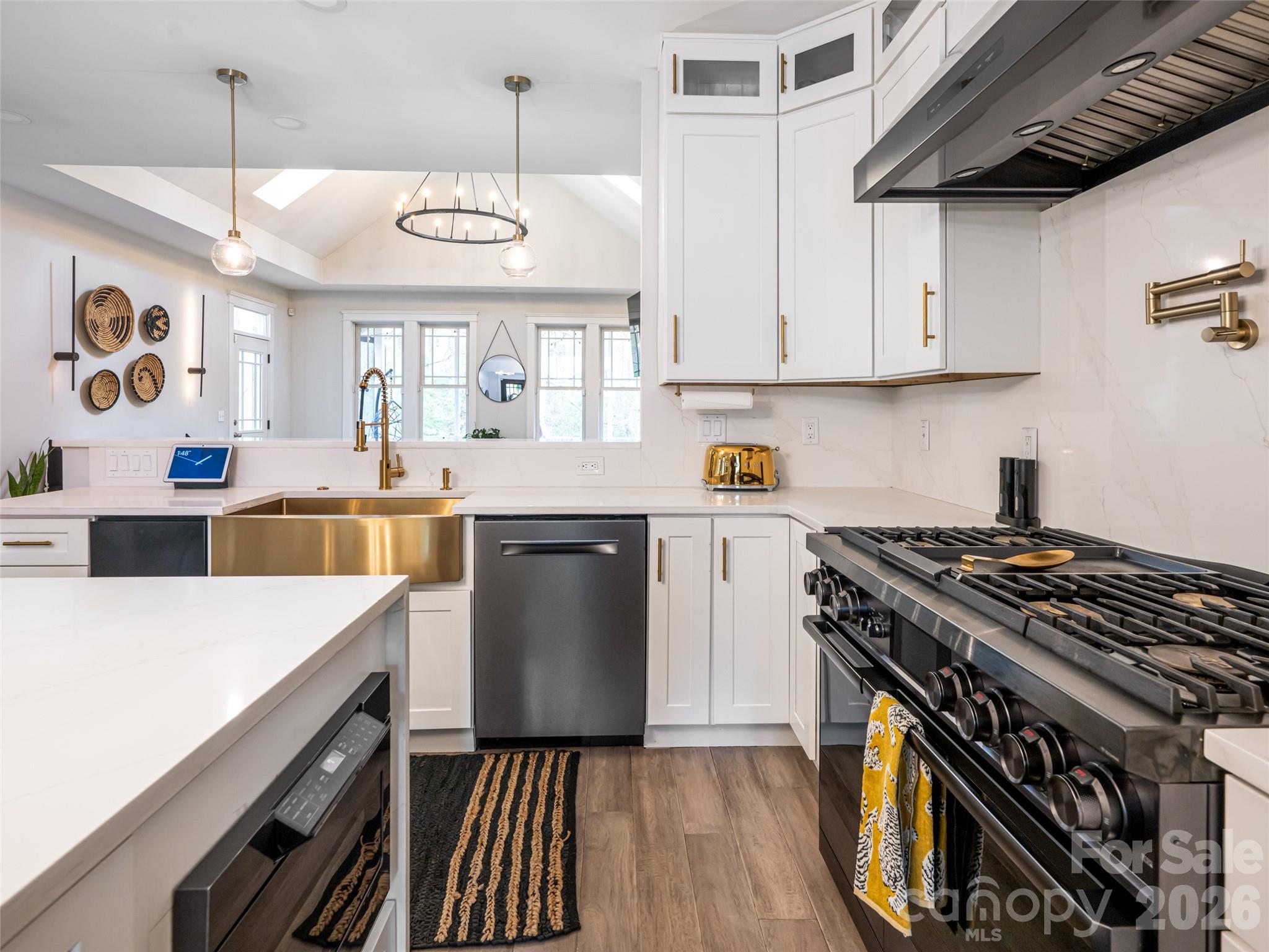 67 White Ash Drive — Asheville