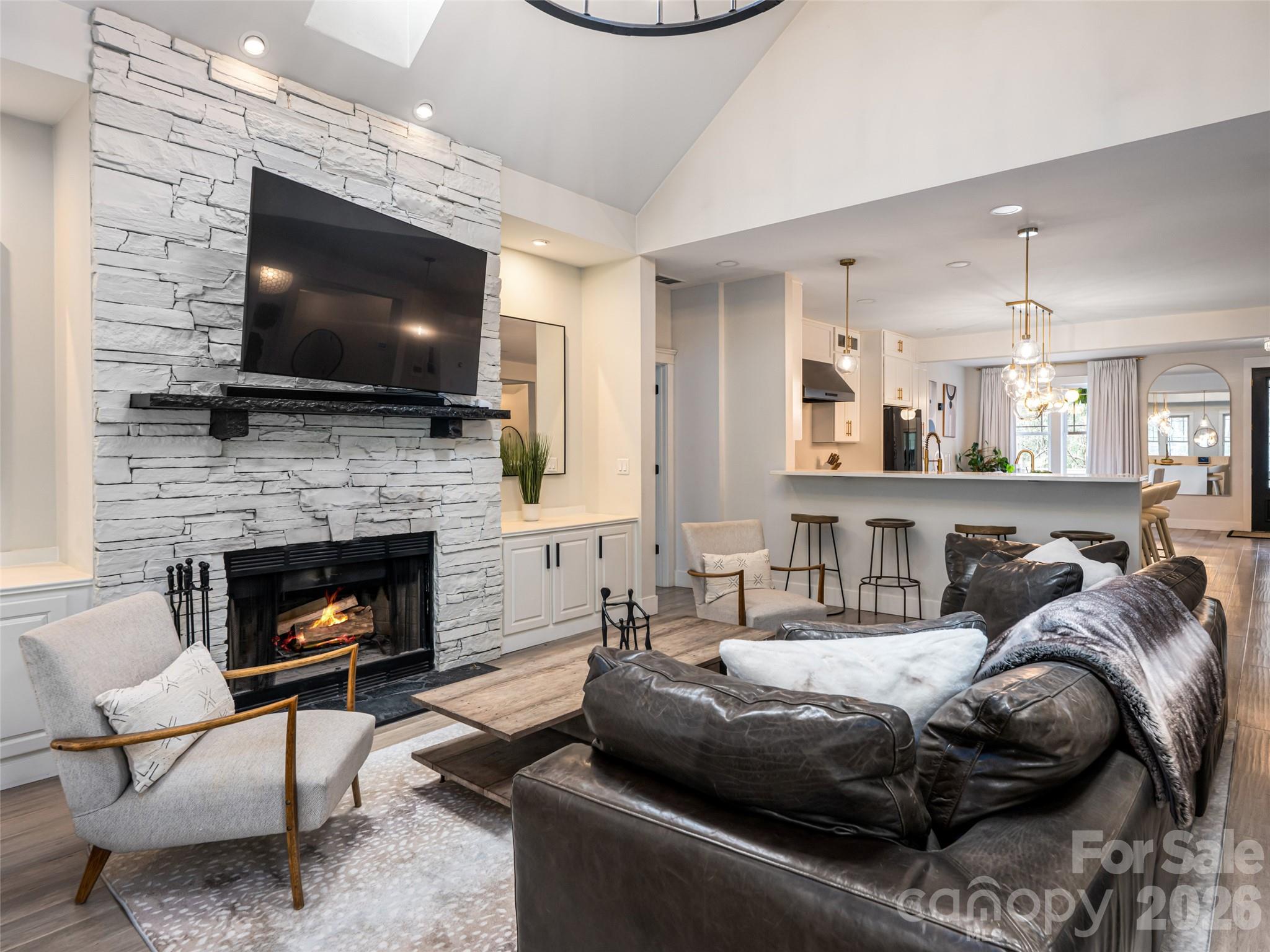 67 White Ash Drive — Asheville