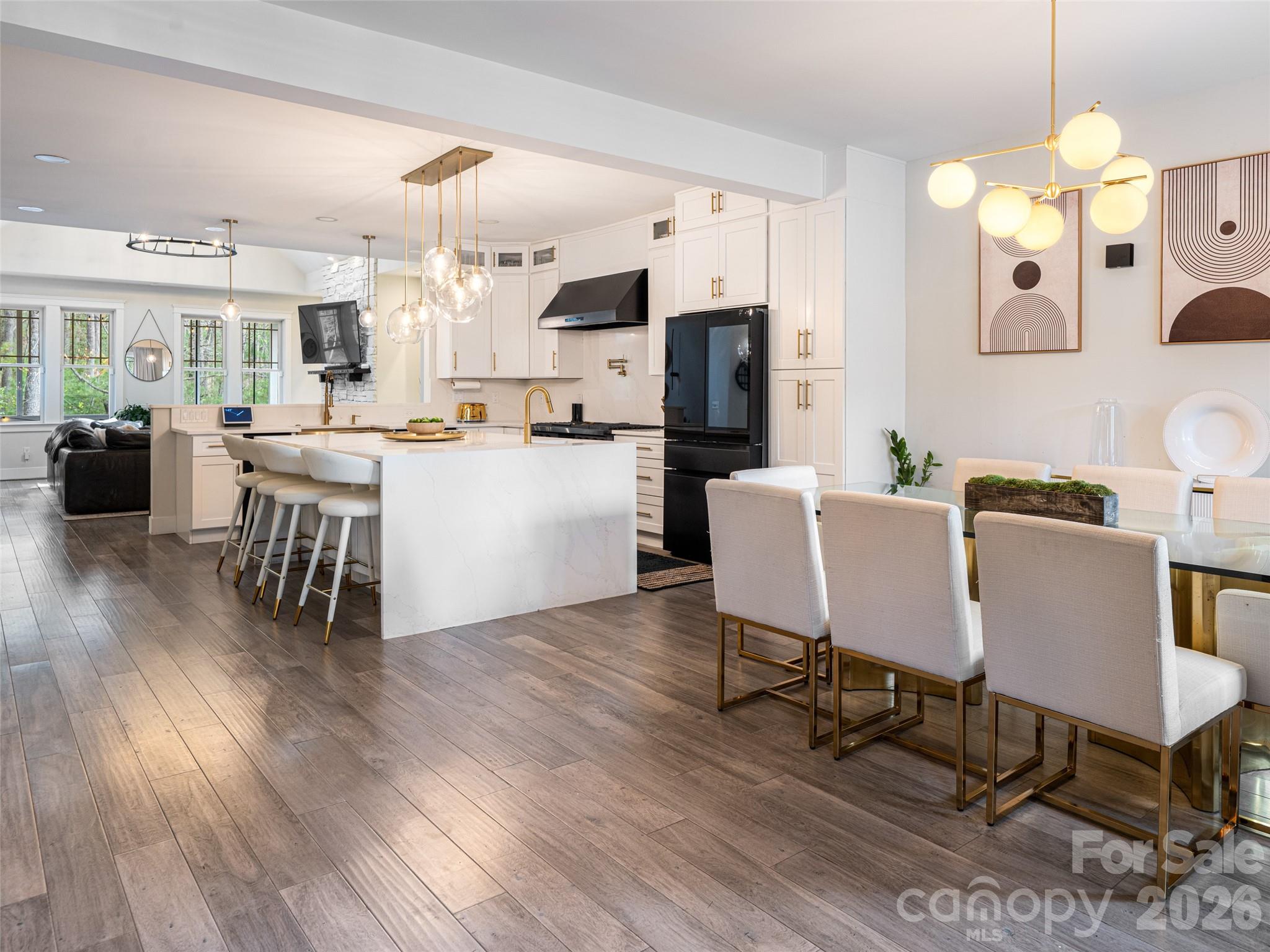 67 White Ash Drive — Asheville