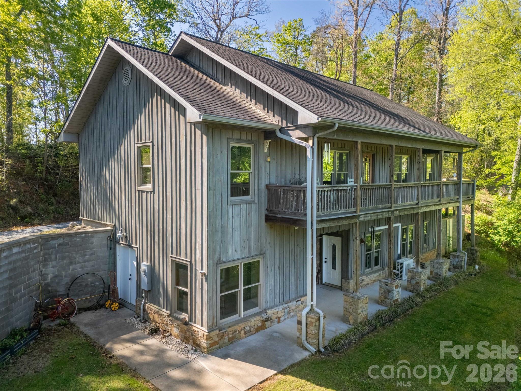219 Sandalwood Drive — Whittier