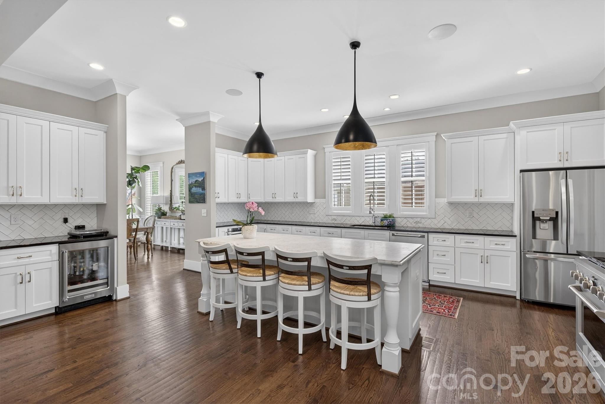 328 Melbourne Court — Charlotte