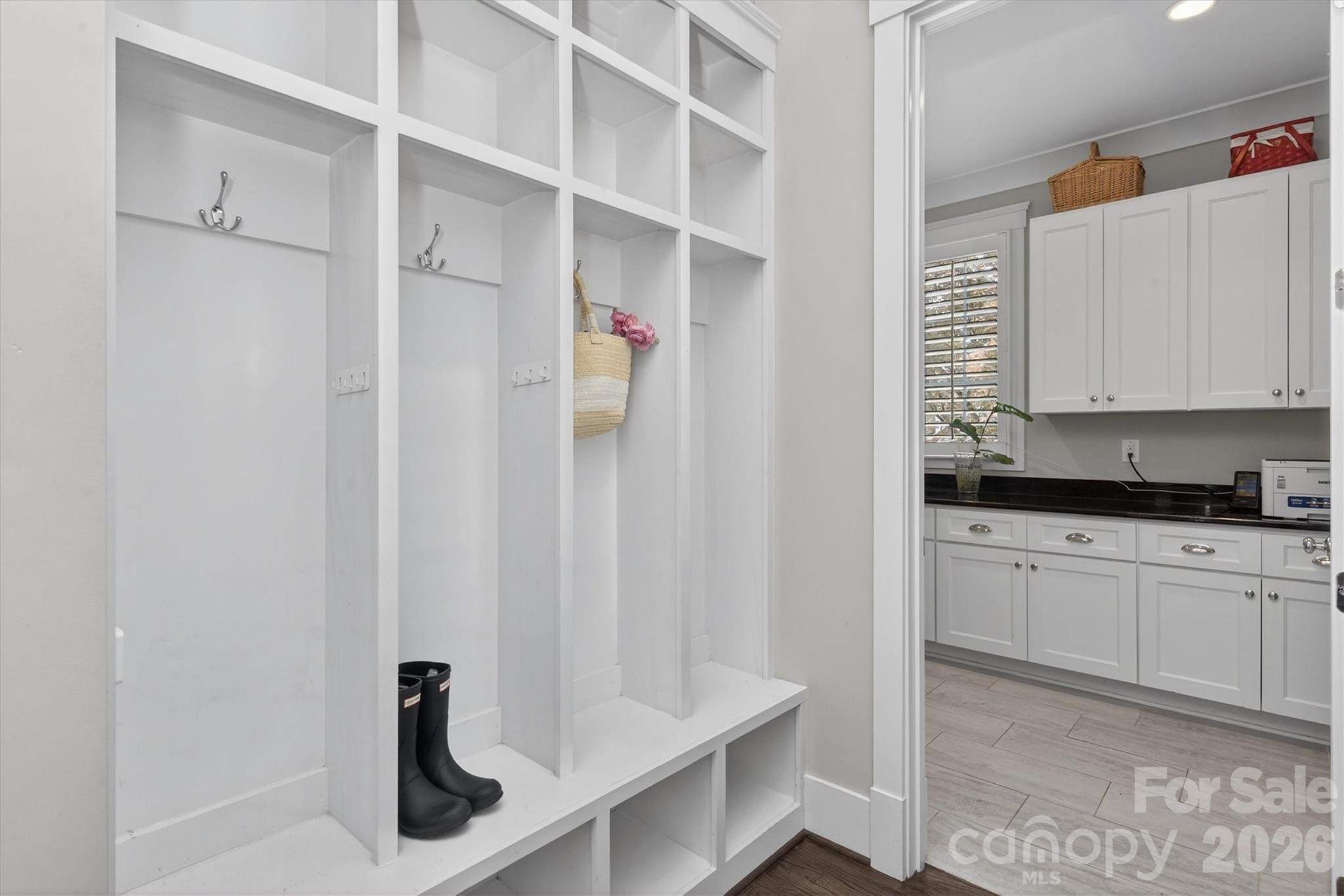 328 Melbourne Court — Charlotte