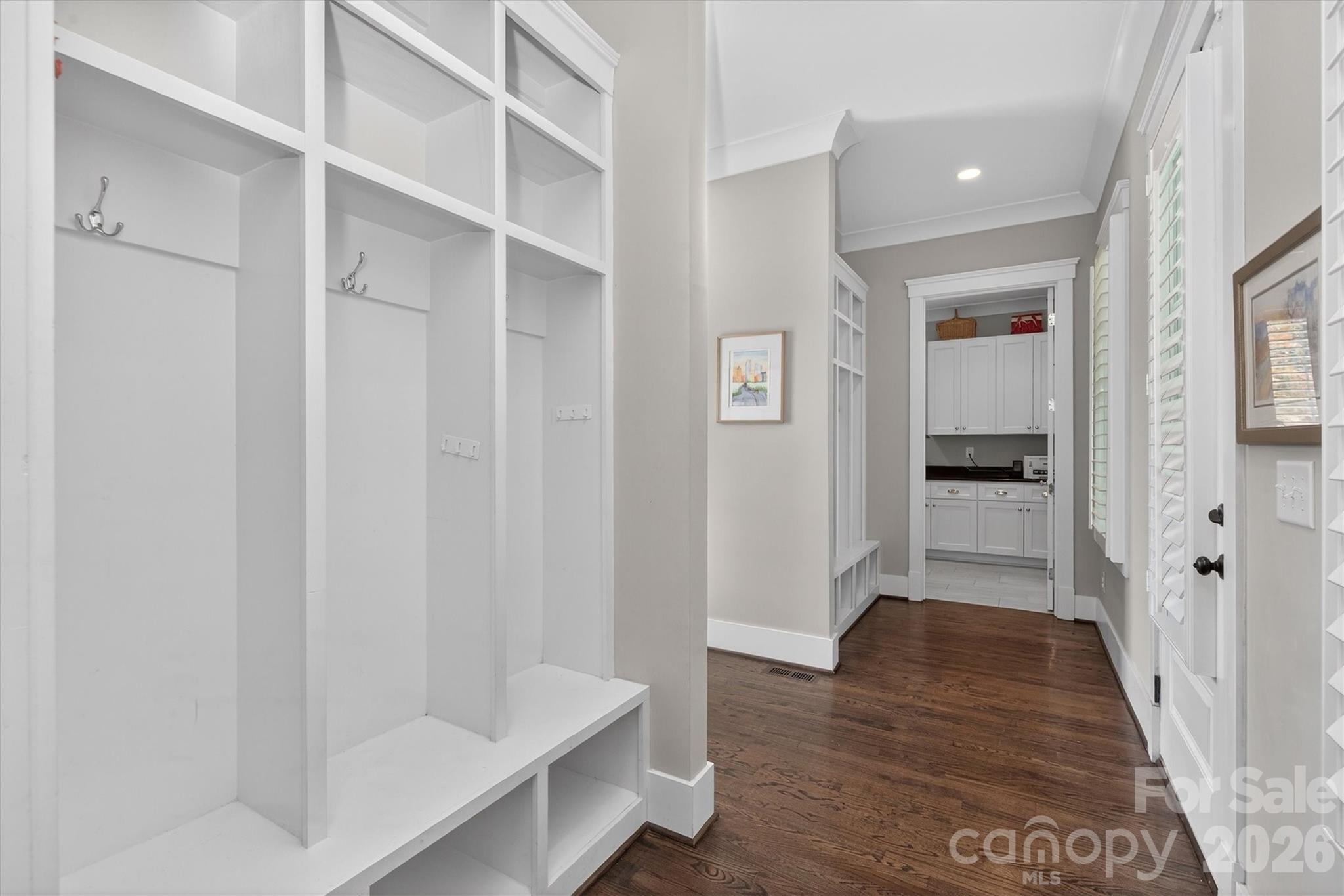 328 Melbourne Court — Charlotte