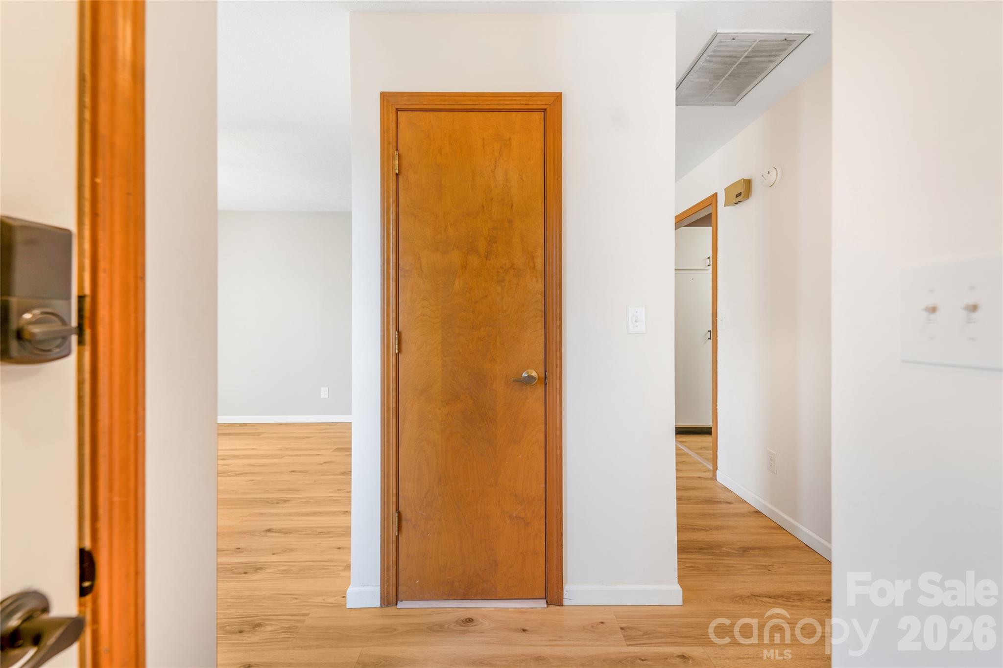 521 Courtwood Lane #8 — Hendersonville
