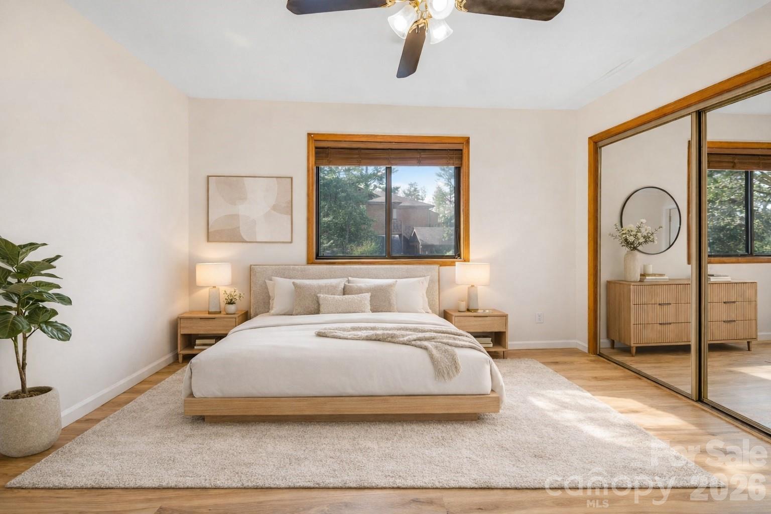 521 Courtwood Lane #8 — Hendersonville