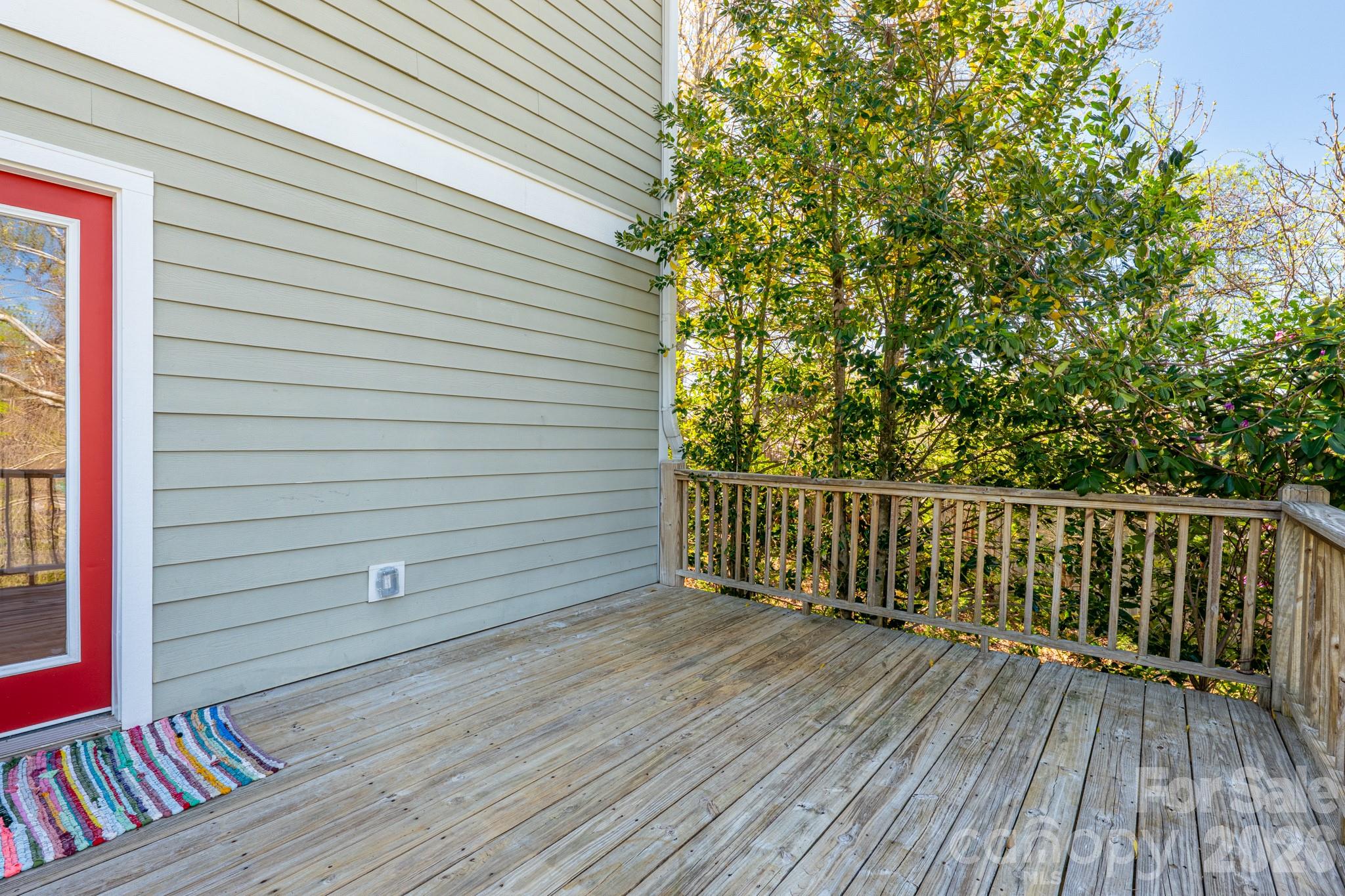 4 Cottage Court — Asheville