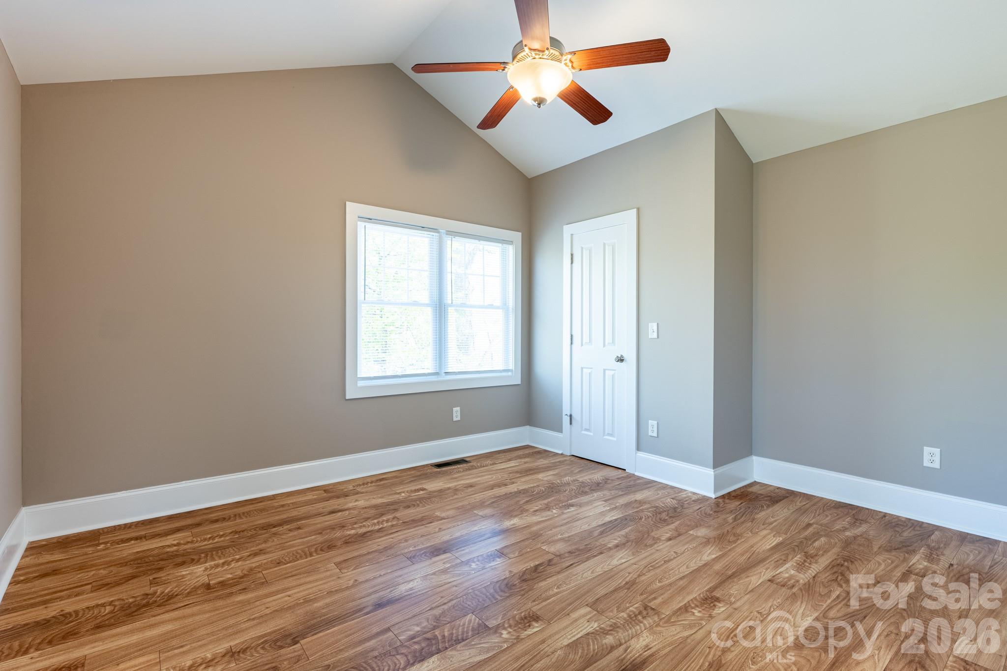 4 Cottage Court — Asheville