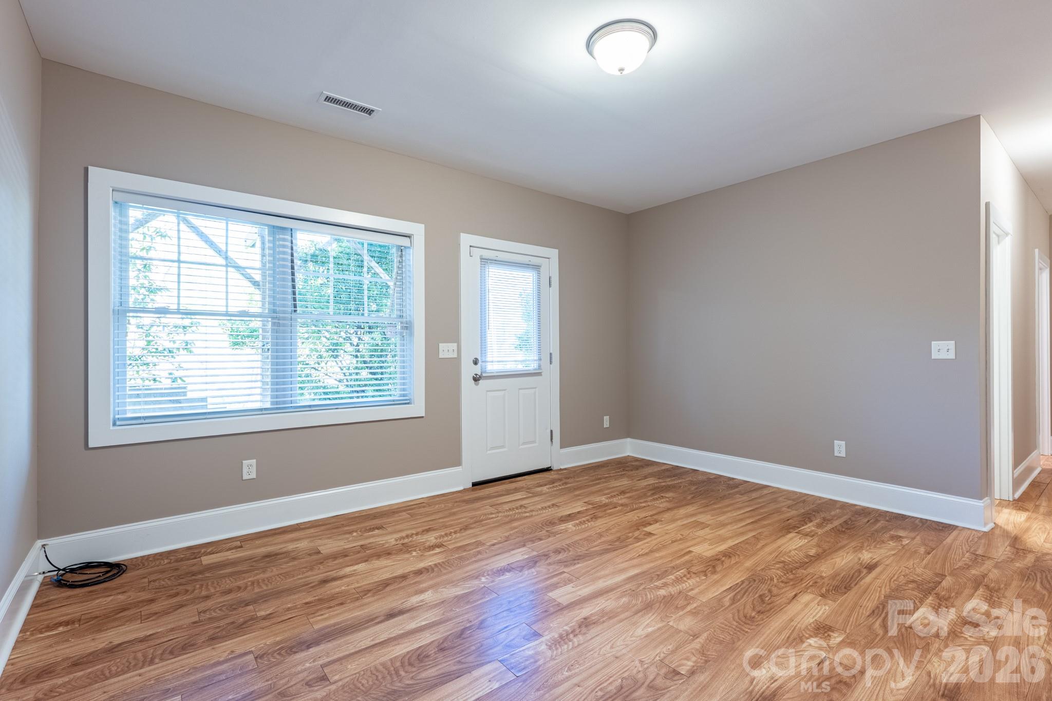 4 Cottage Court — Asheville