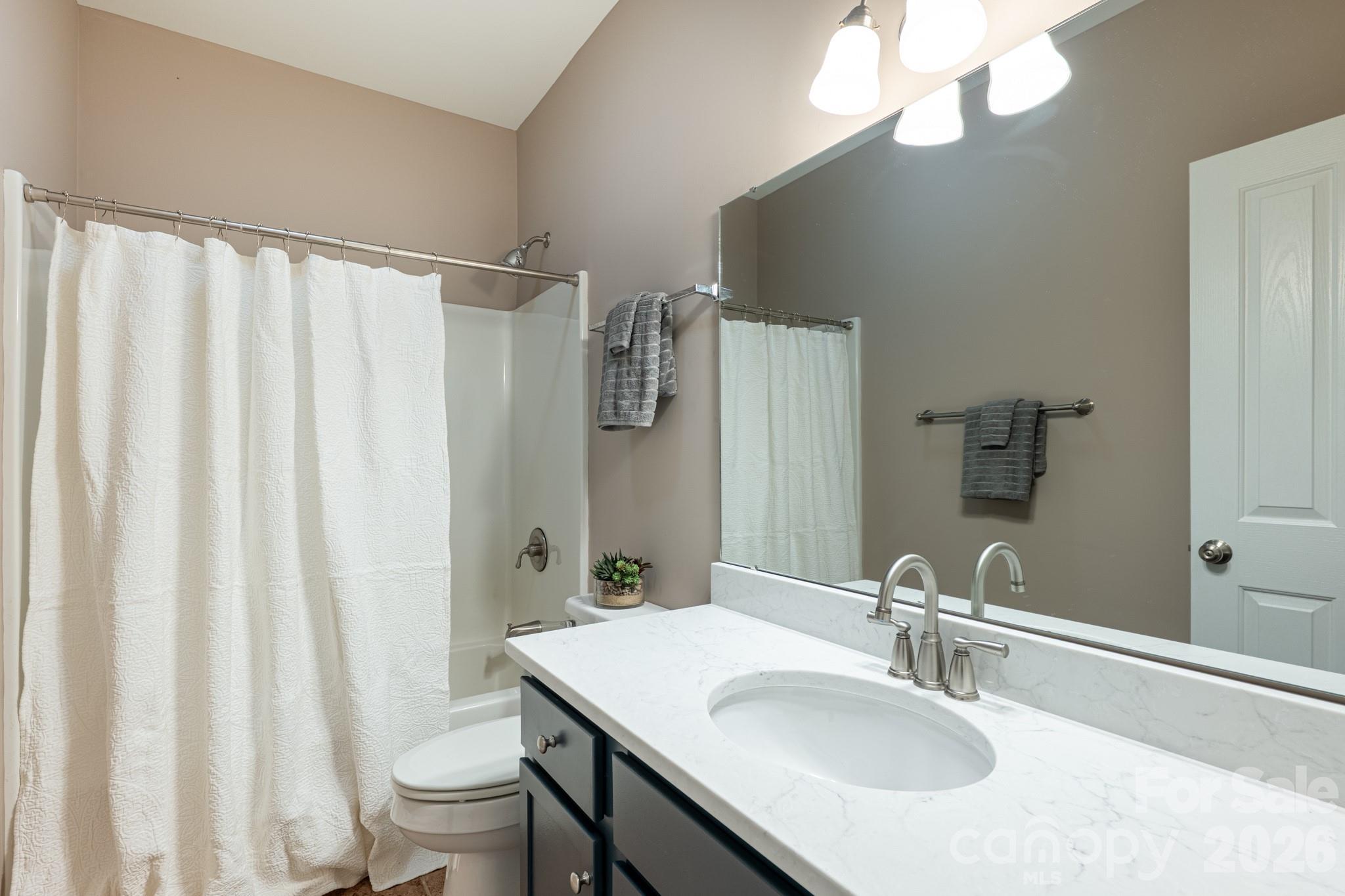 4 Cottage Court — Asheville