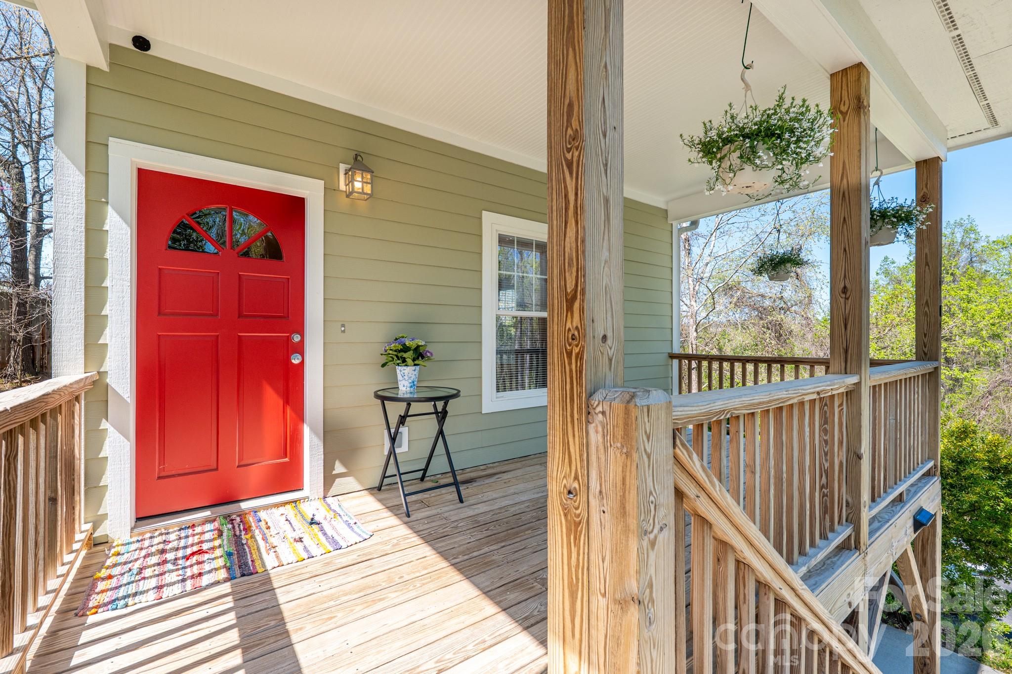 4 Cottage Court — Asheville