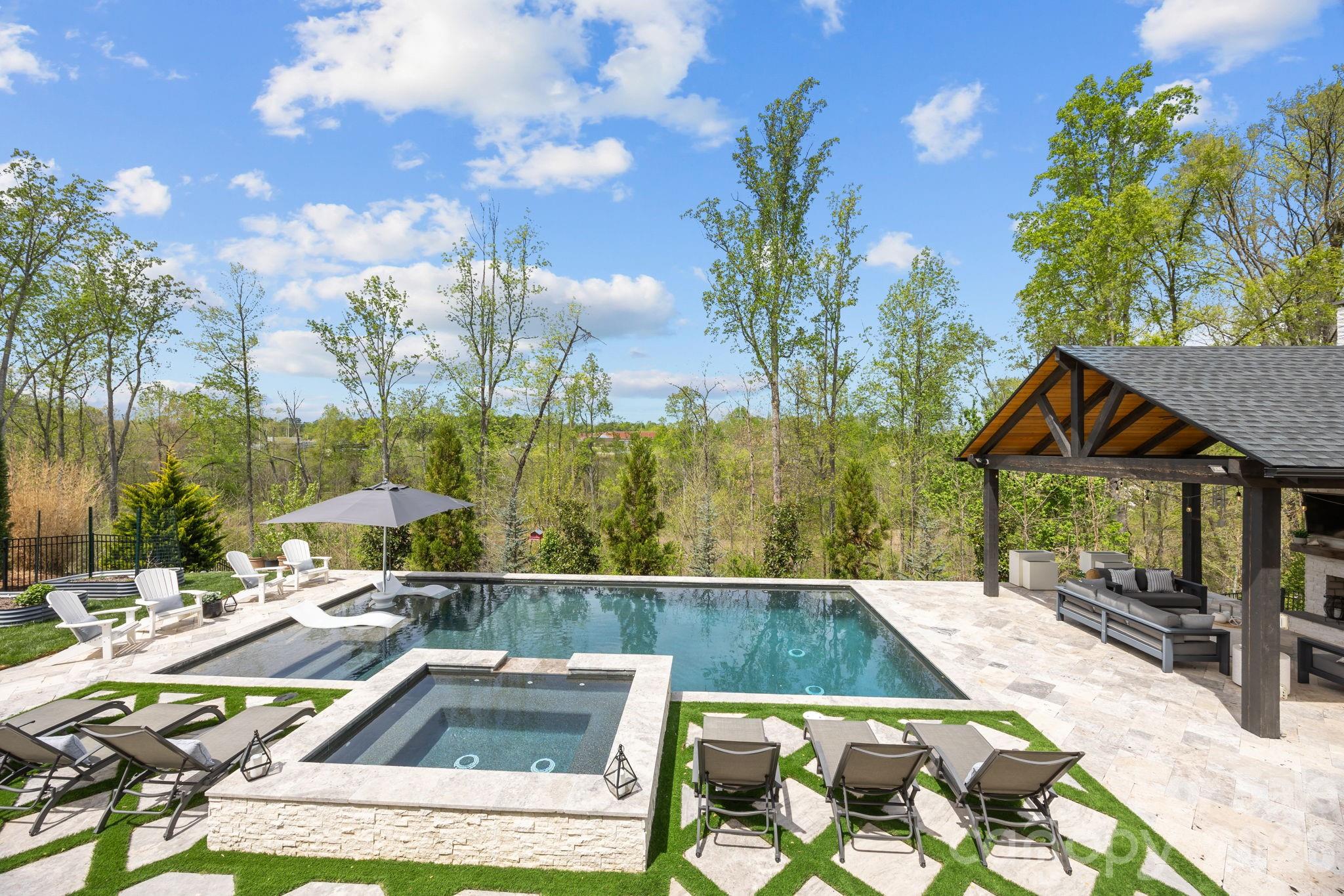 18509 Doves Crest Road — Cornelius