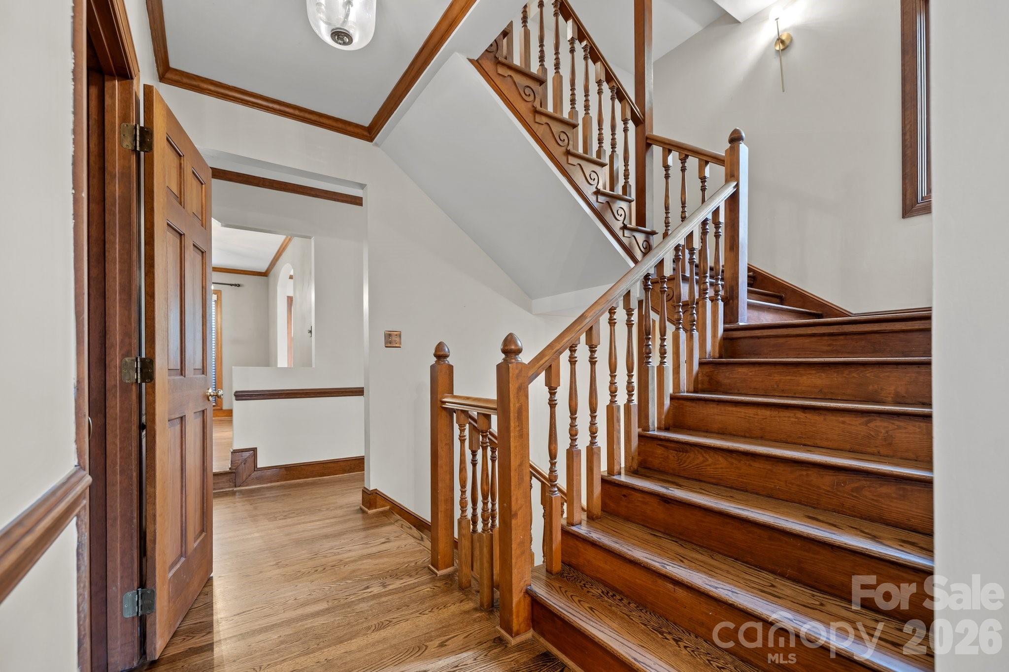 230 N Brackenbury Lane — Charlotte
