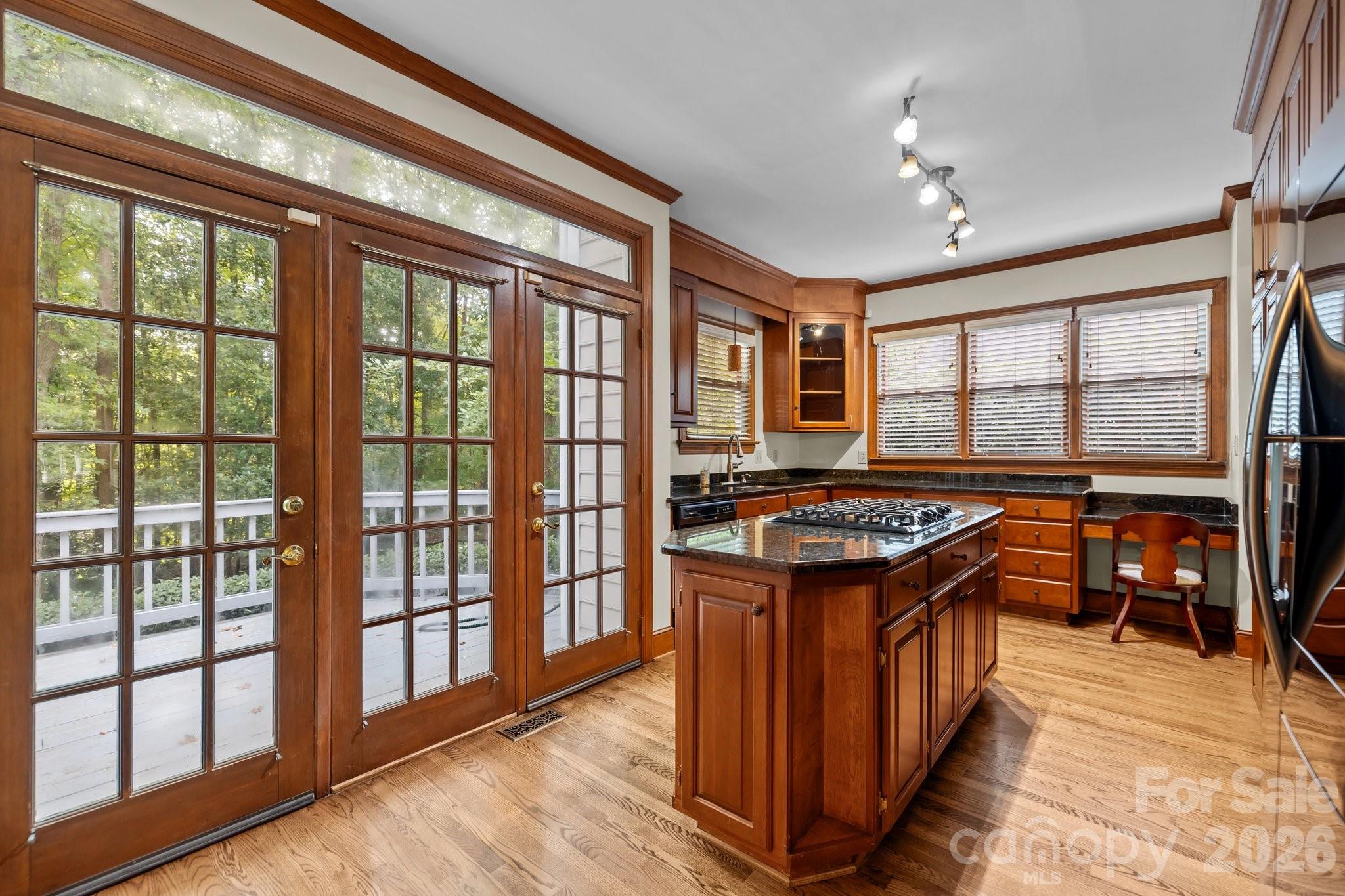230 N Brackenbury Lane — Charlotte