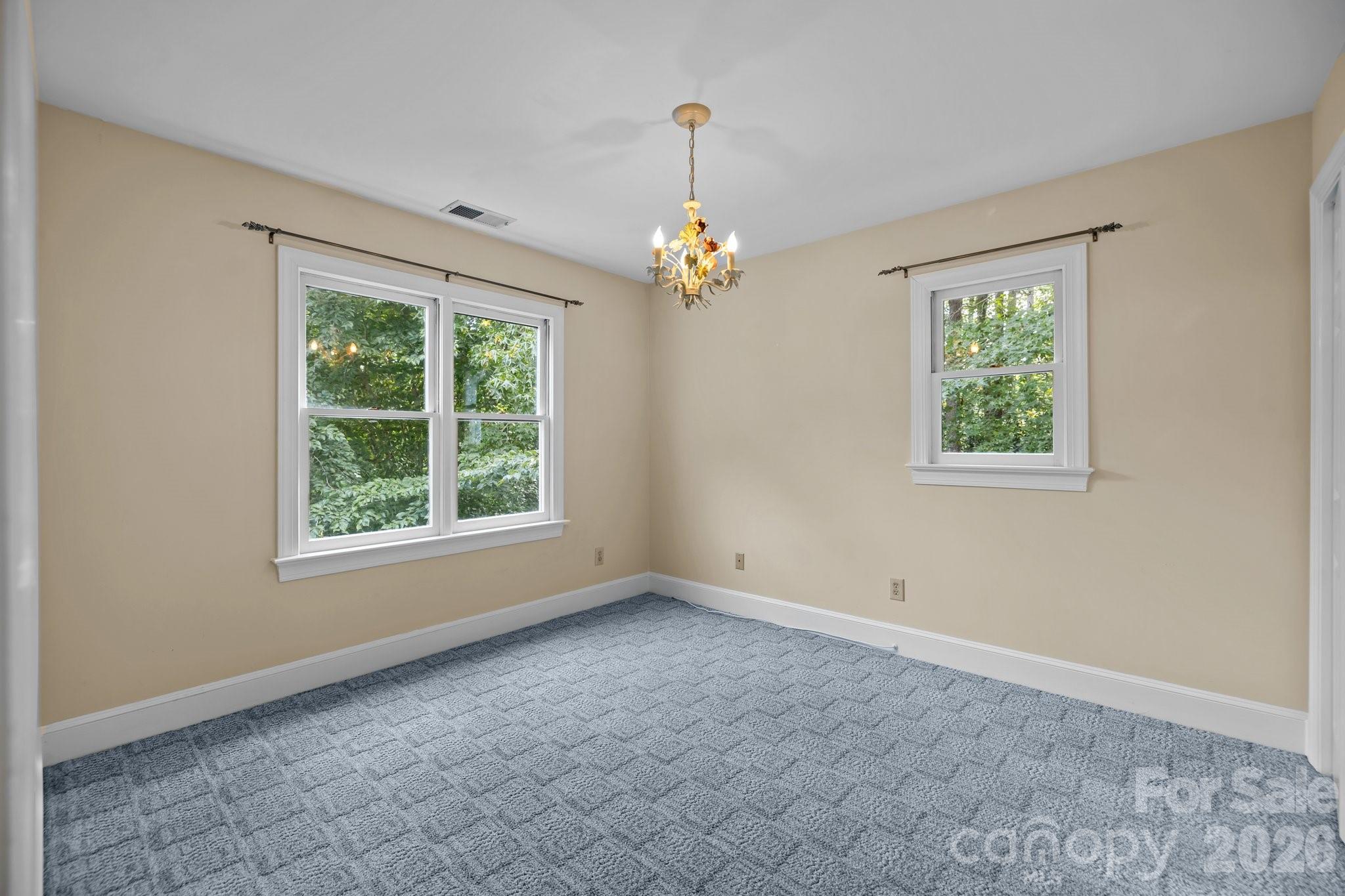 230 N Brackenbury Lane — Charlotte
