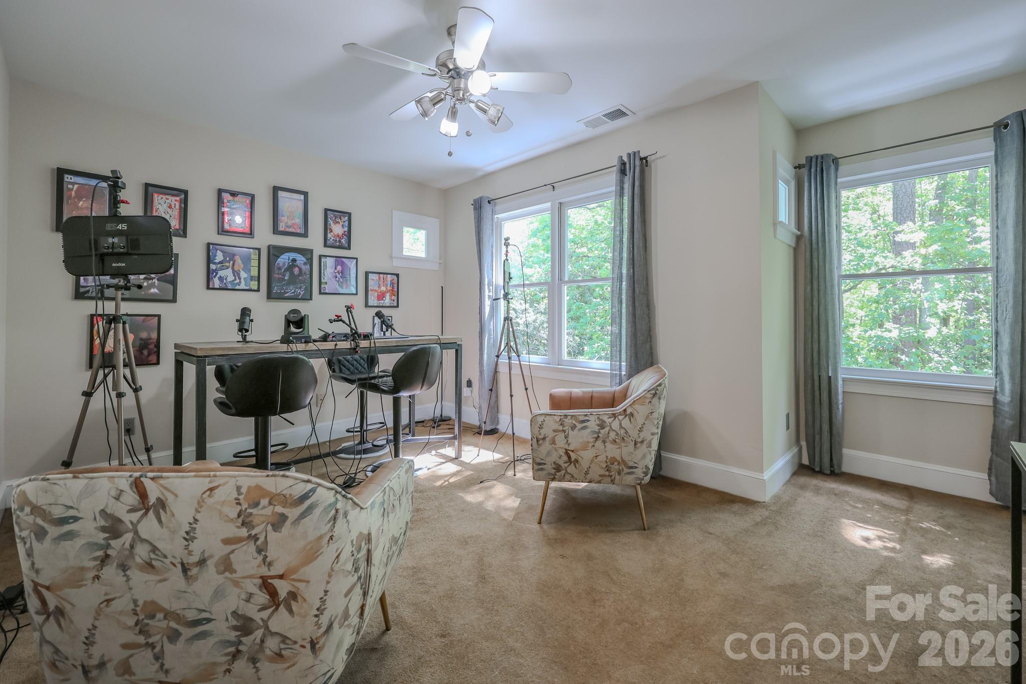 230 N Brackenbury Lane — Charlotte