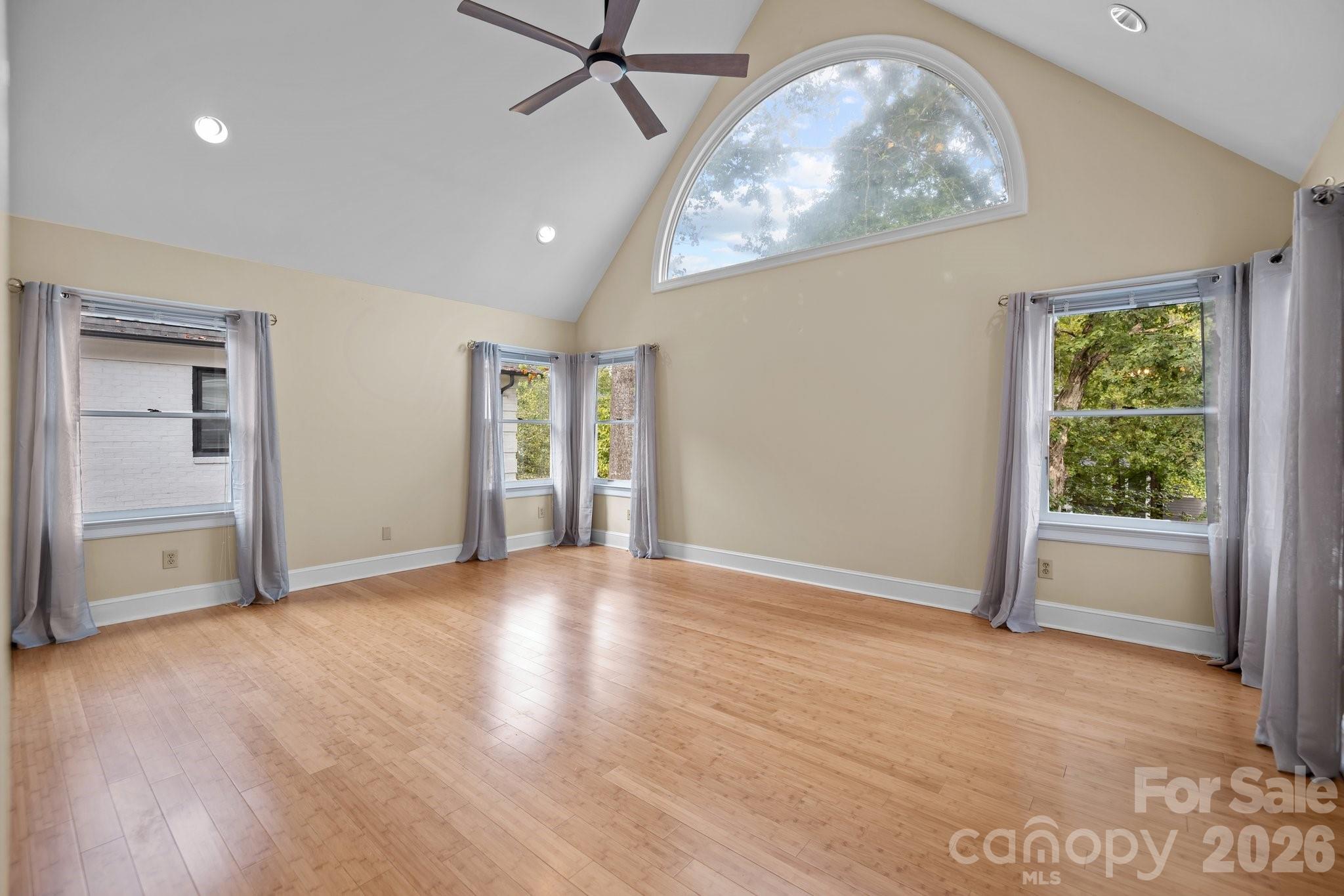 230 N Brackenbury Lane — Charlotte