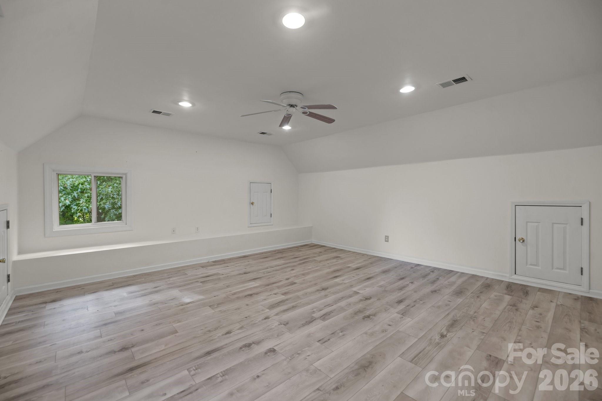 230 N Brackenbury Lane — Charlotte