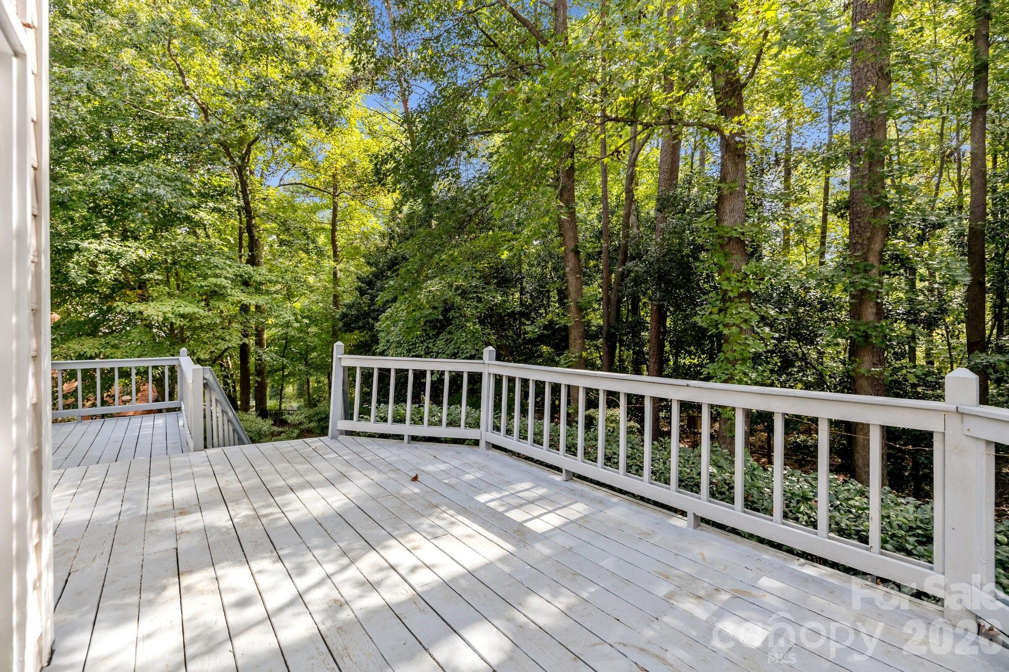 230 N Brackenbury Lane — Charlotte