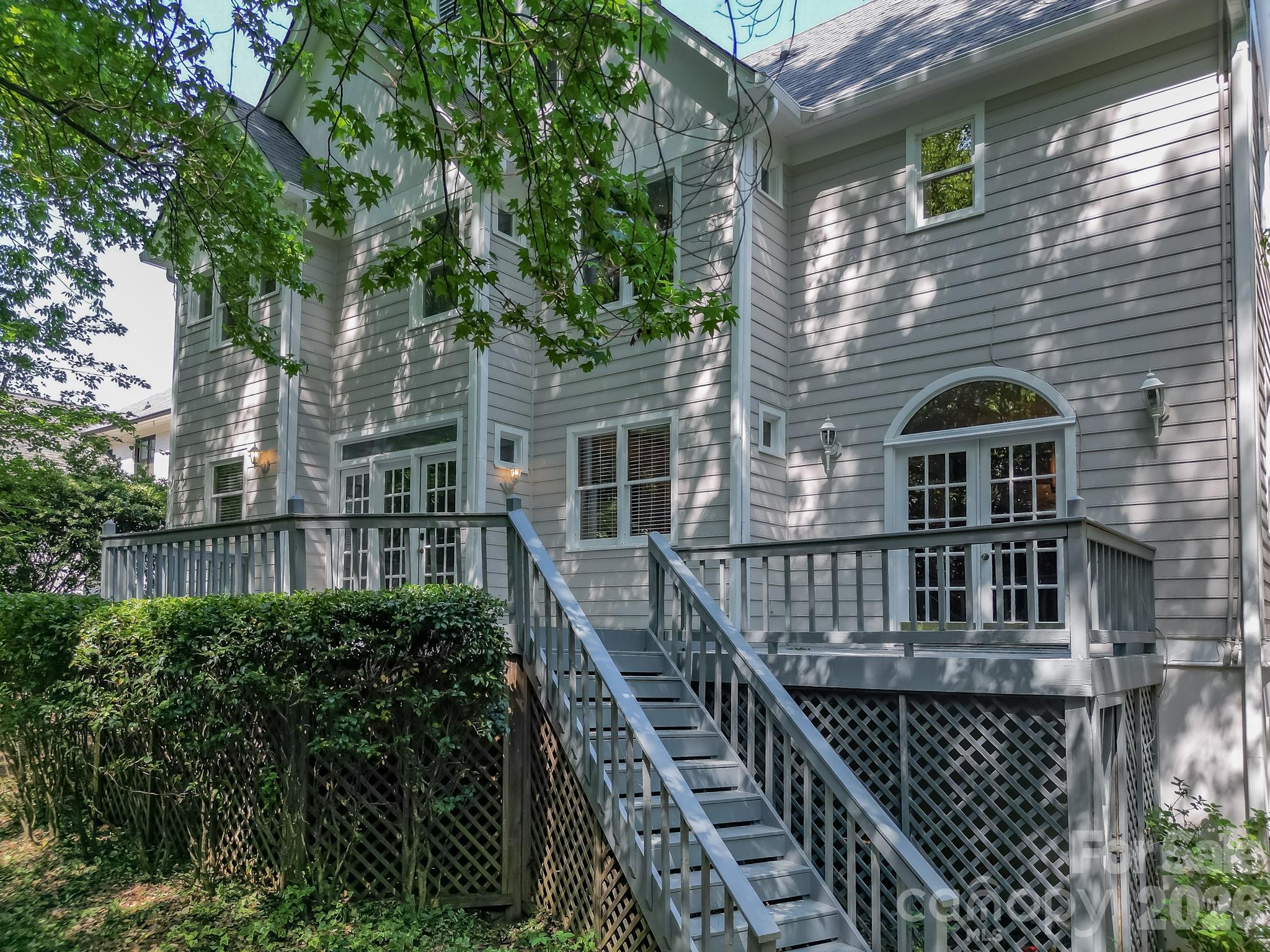 230 N Brackenbury Lane — Charlotte
