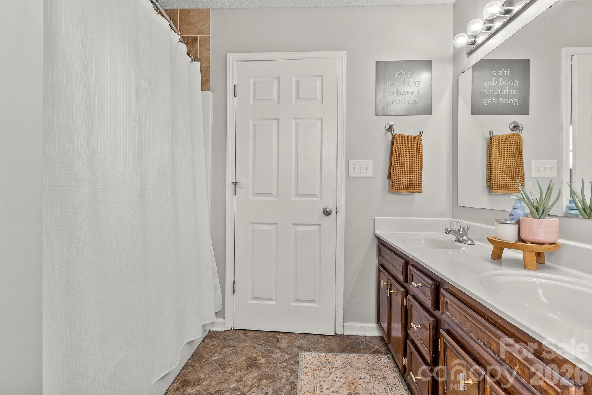1478 Farmington Hills Drive — Conover