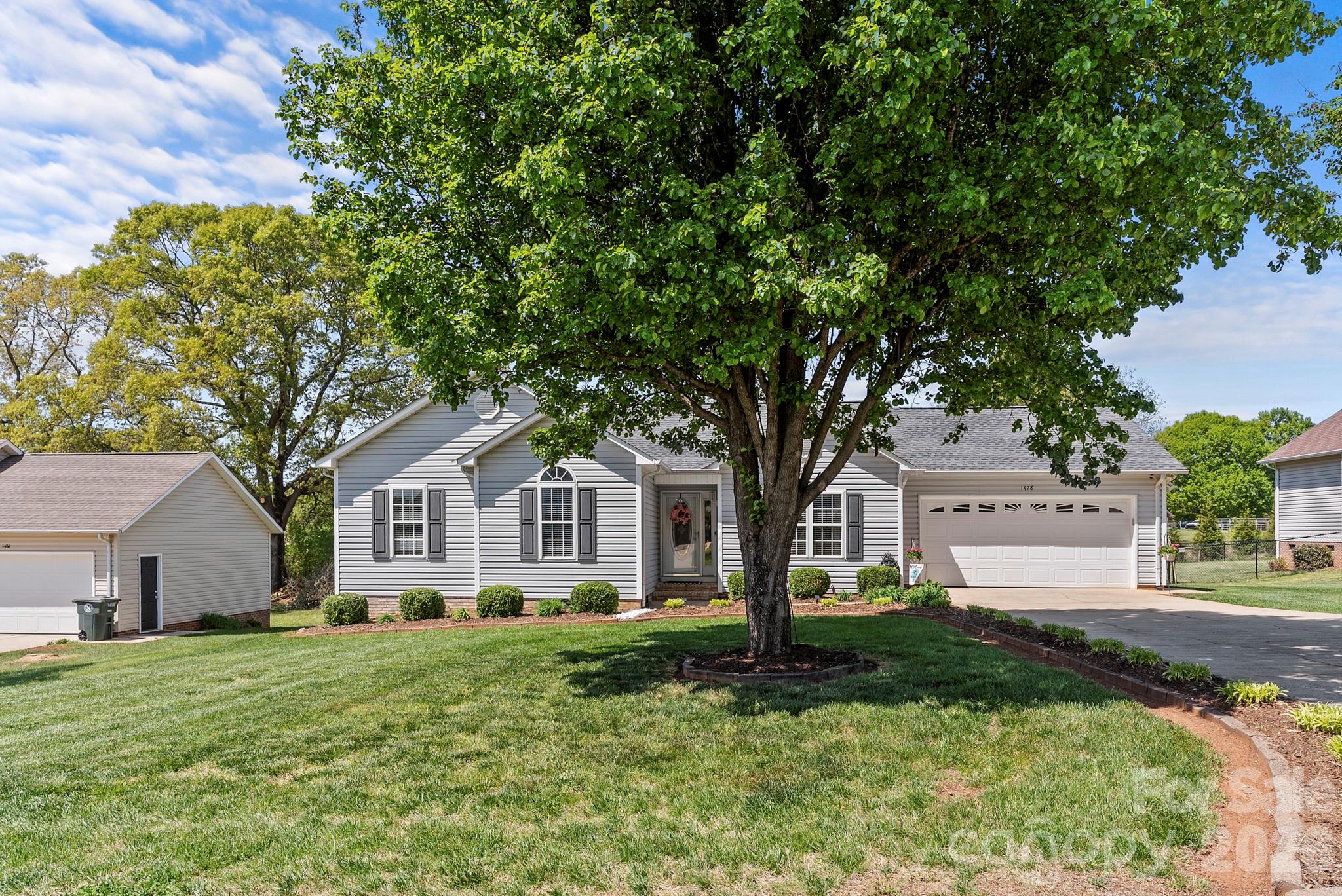 1478 Farmington Hills Drive — Conover