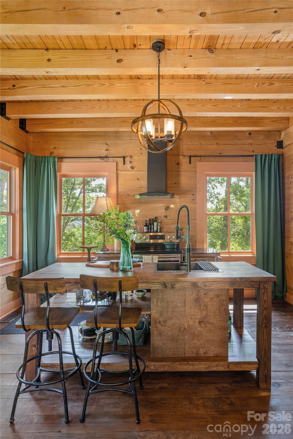 106 McCauley Drive — Asheville