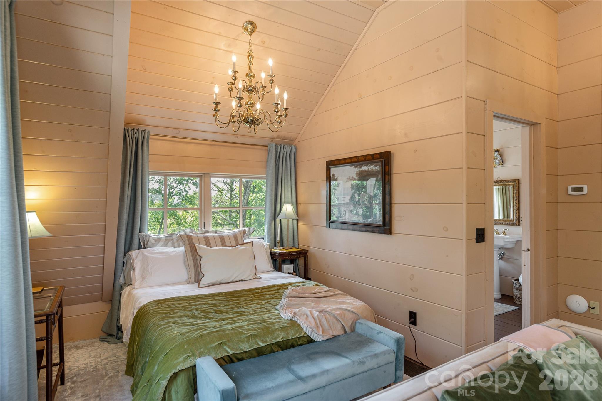106 McCauley Drive — Asheville