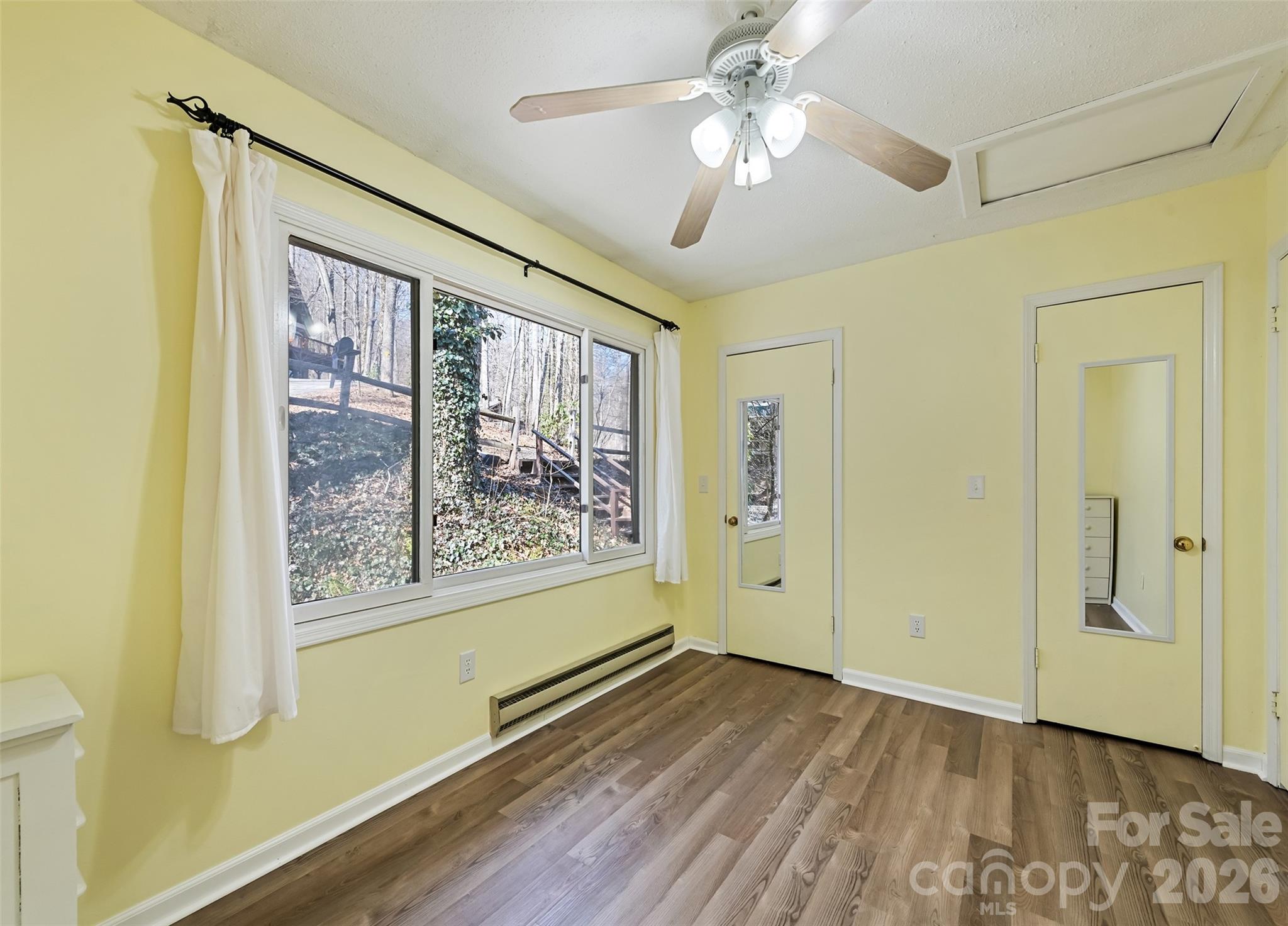 662 Locust Drive — Maggie Valley