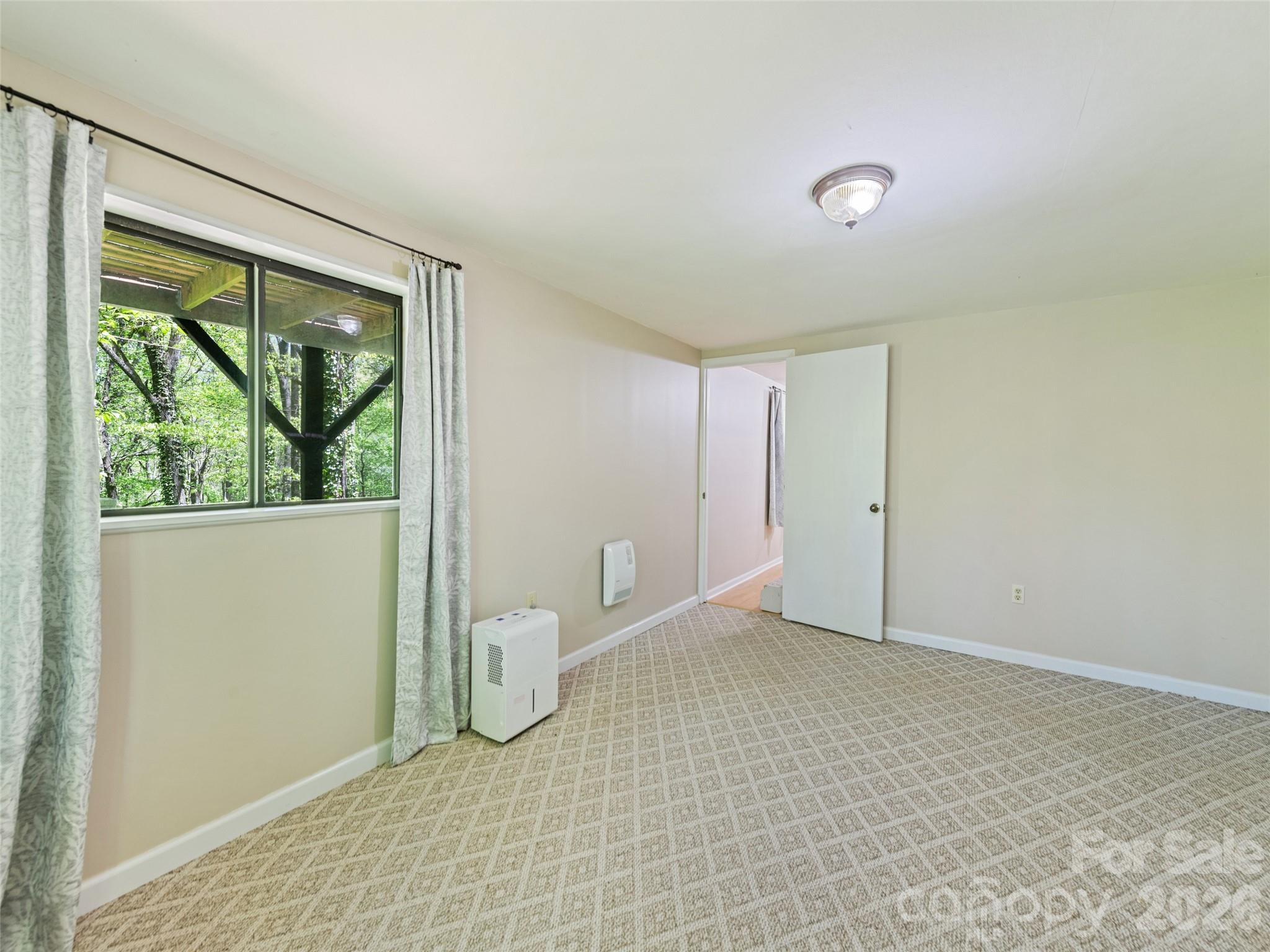 662 Locust Drive — Maggie Valley