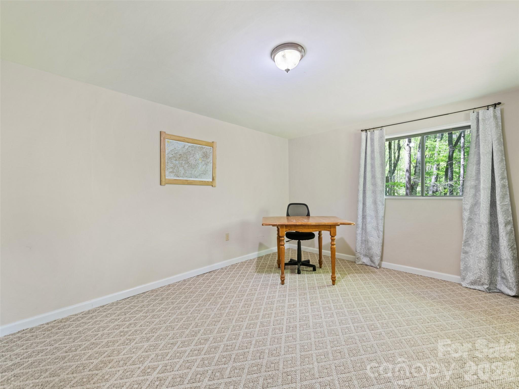 662 Locust Drive — Maggie Valley
