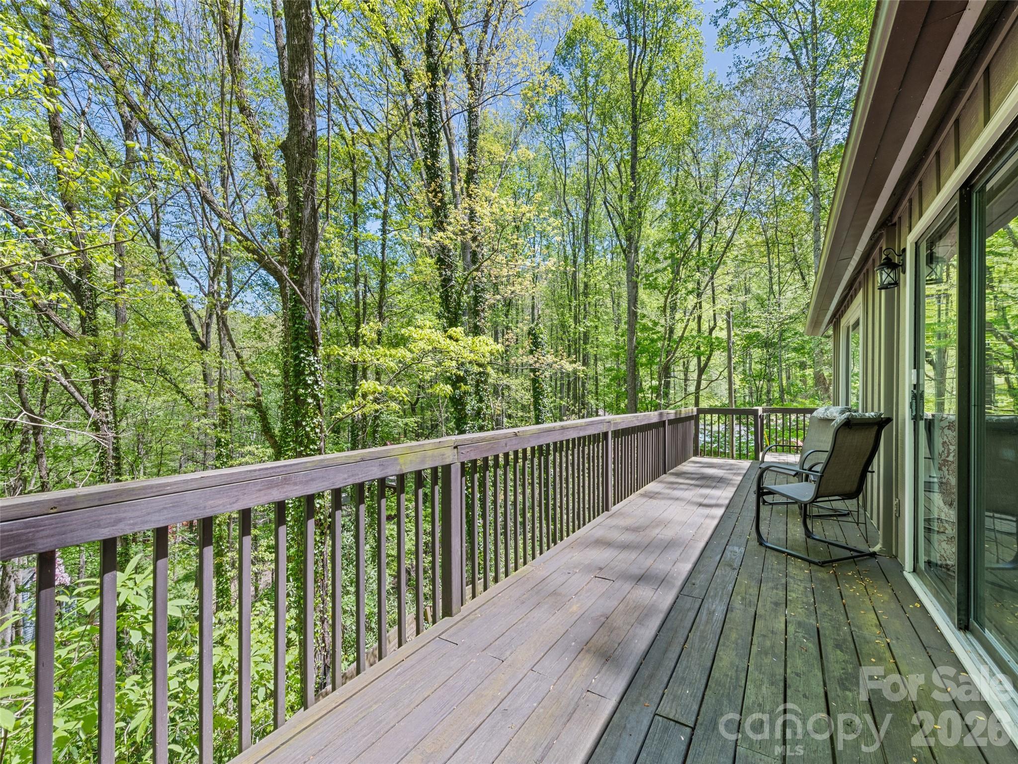 662 Locust Drive — Maggie Valley