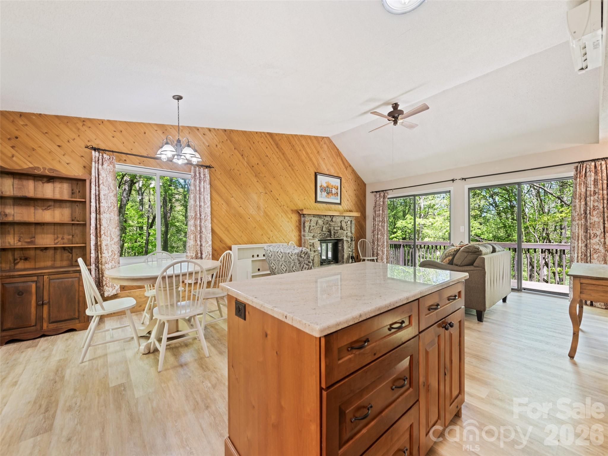 662 Locust Drive — Maggie Valley