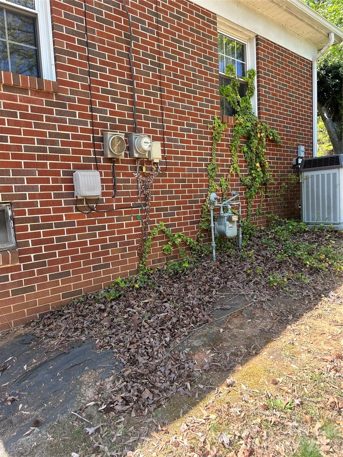 2760 19th Avenue NE — Hickory