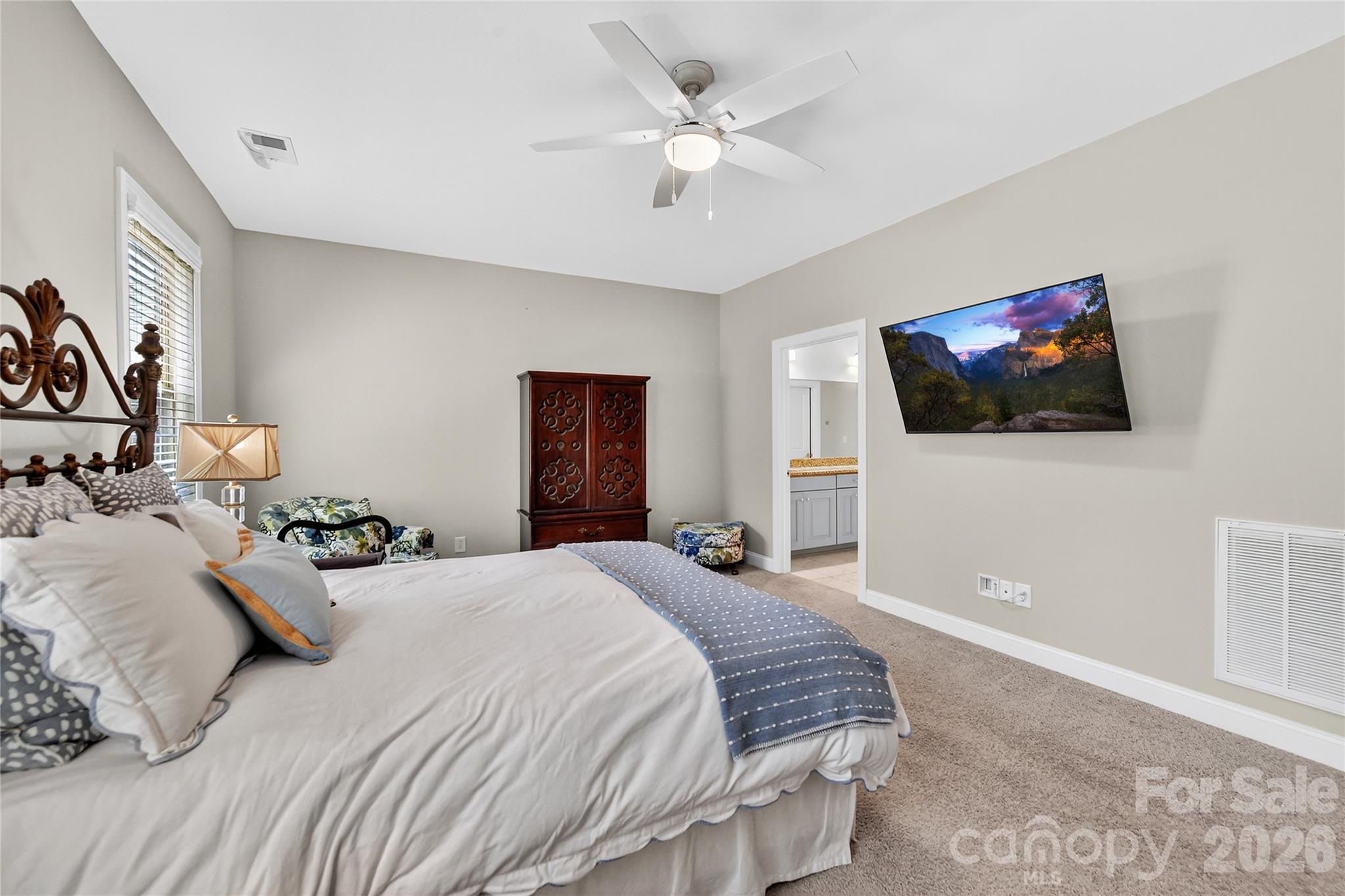4851 Looking Glass Trail — Denver