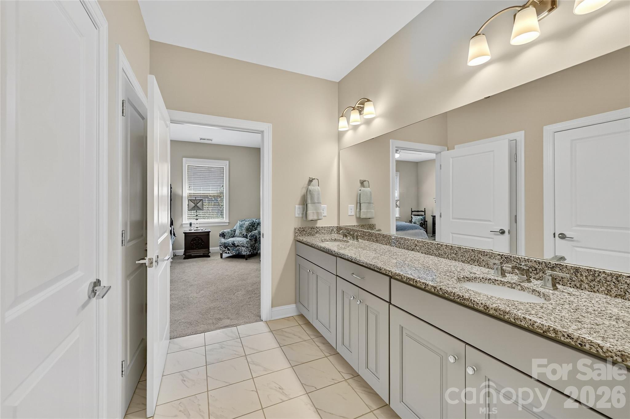 4851 Looking Glass Trail — Denver