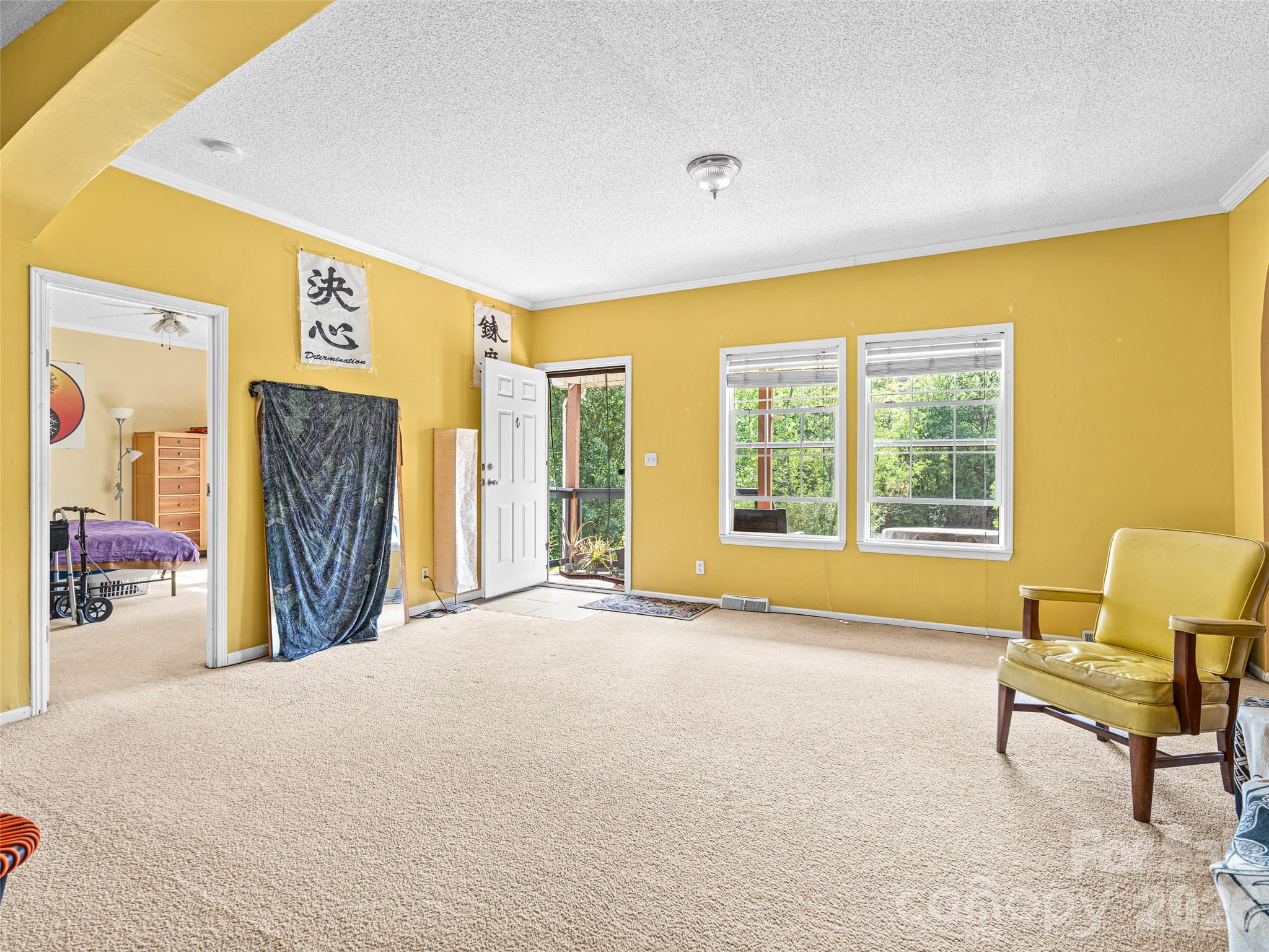 12 Jackson Cove Road — Leicester
