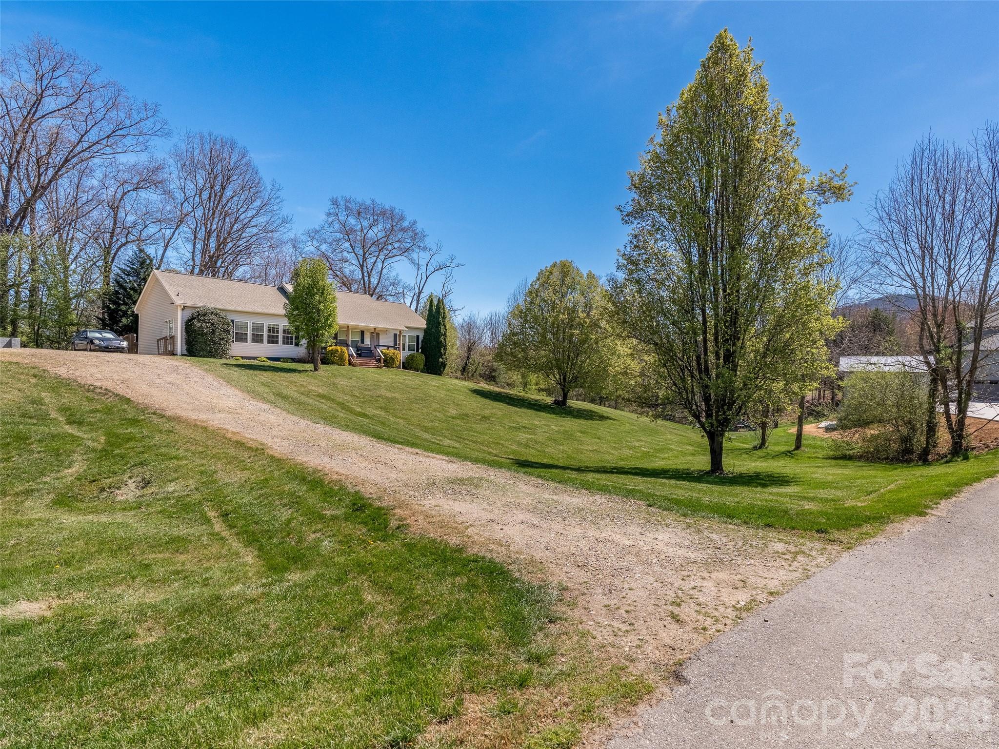 12 Jackson Cove Road — Leicester