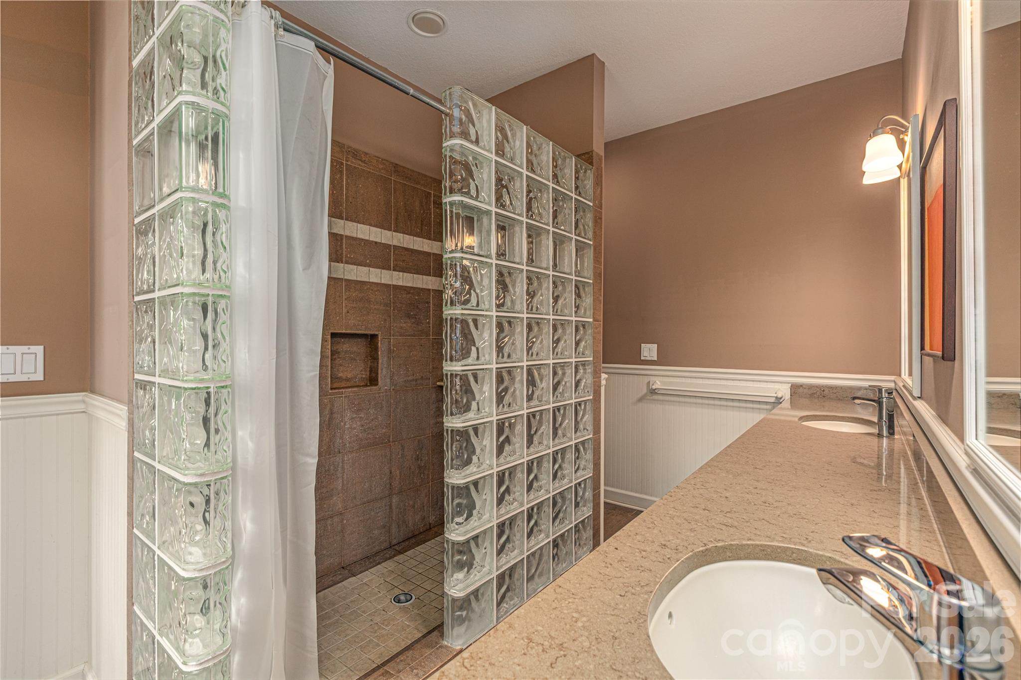 27 Magnolia Drive — Nebo