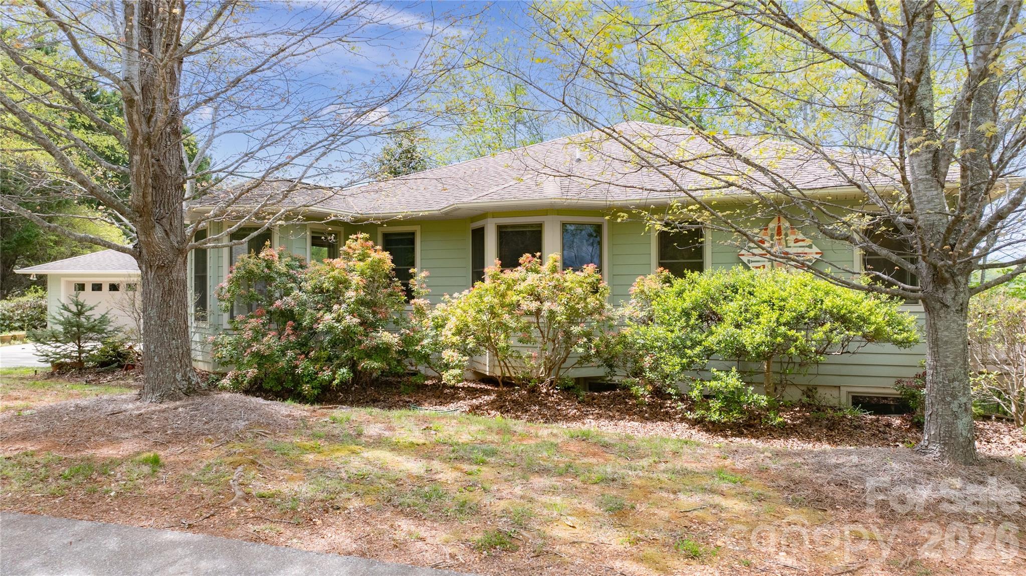 27 Magnolia Drive — Nebo