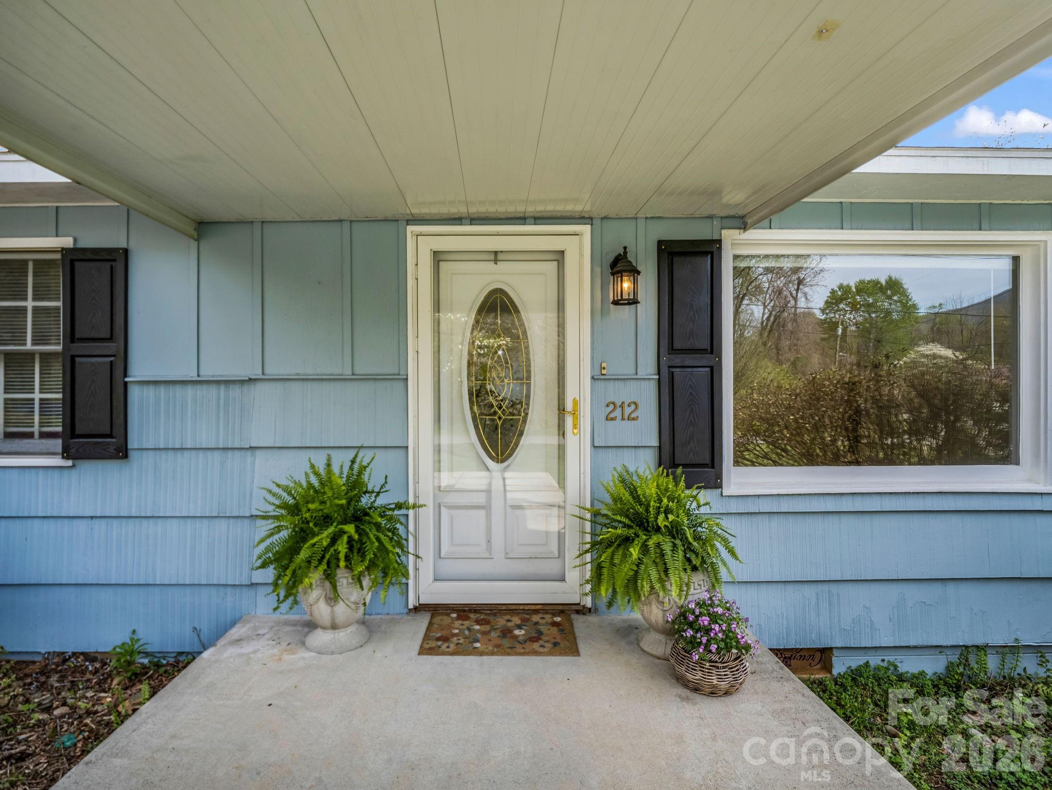 212 Vance Avenue — Black Mountain