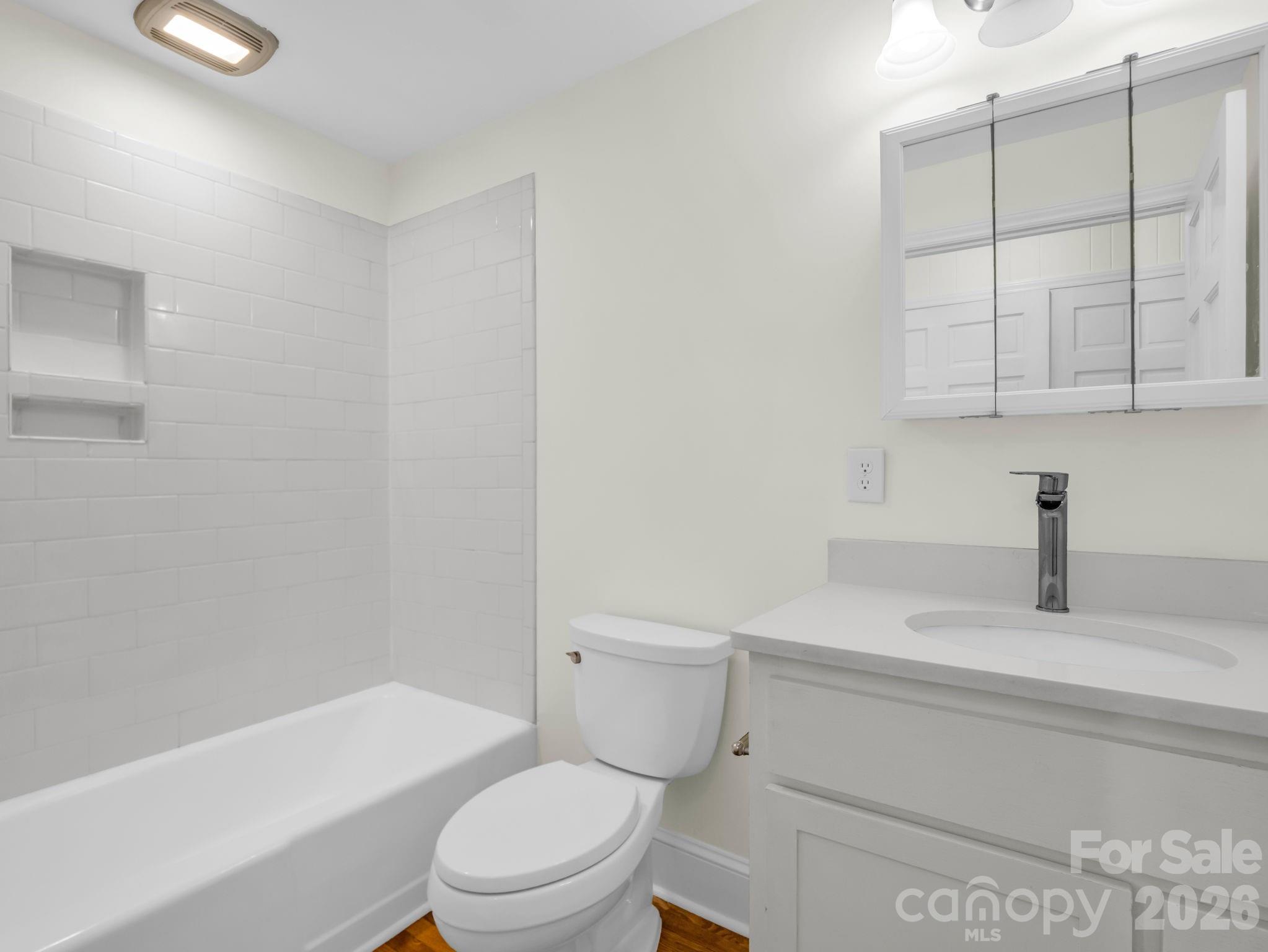 212 Vance Avenue — Black Mountain