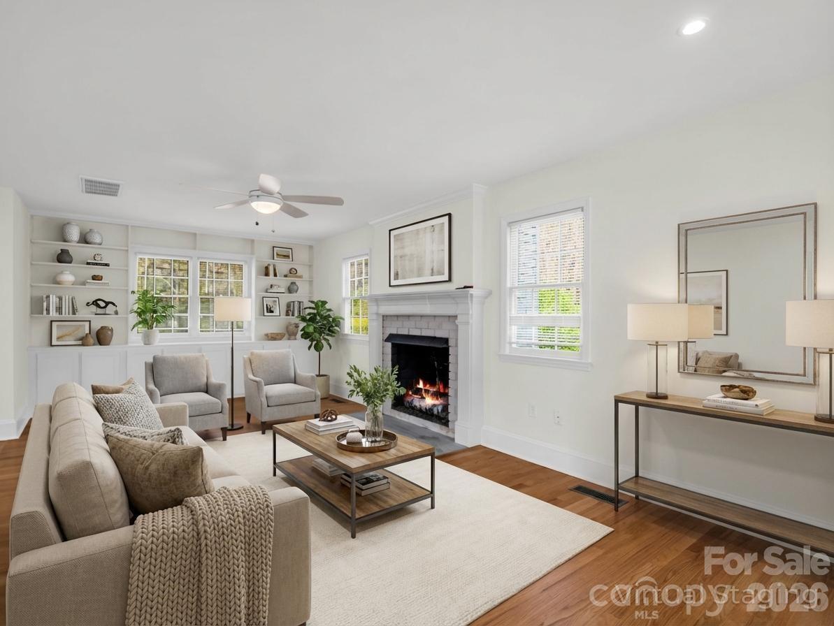 212 Vance Avenue — Black Mountain