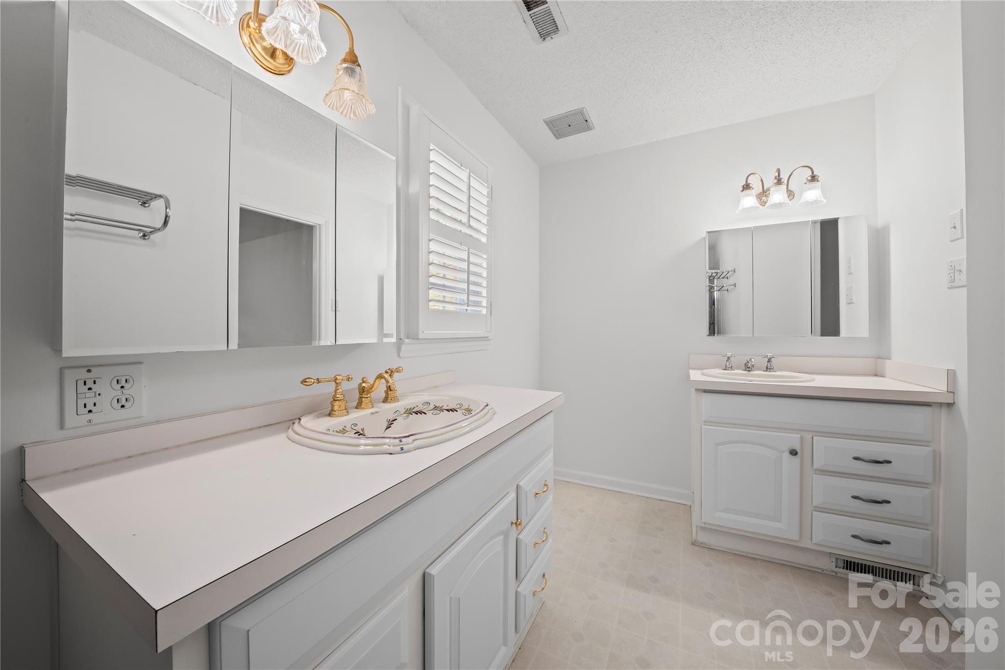 10670 Troutman Road — Midland