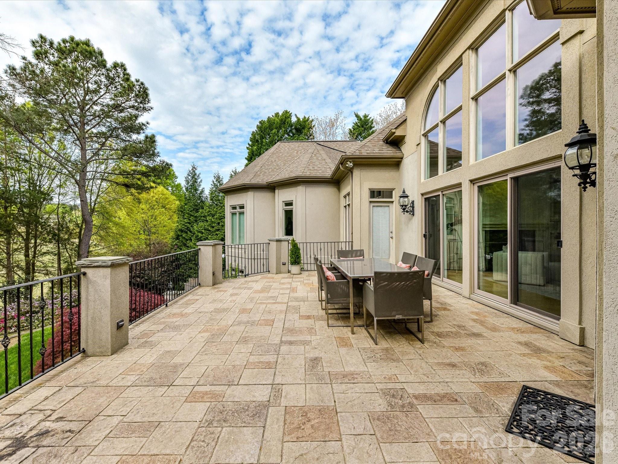 15615 McCullers Court — Charlotte