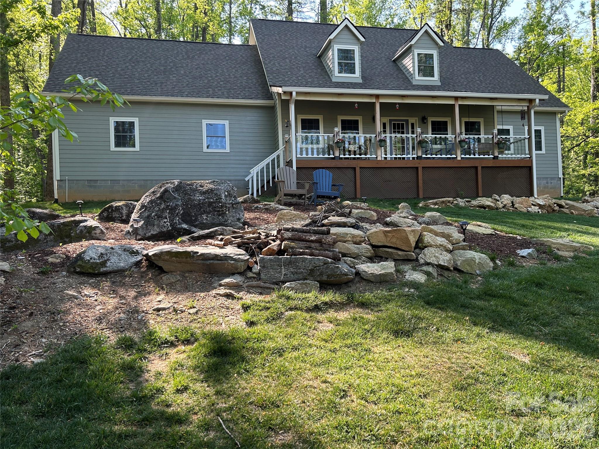 88 Pounding Mill None — Hendersonville