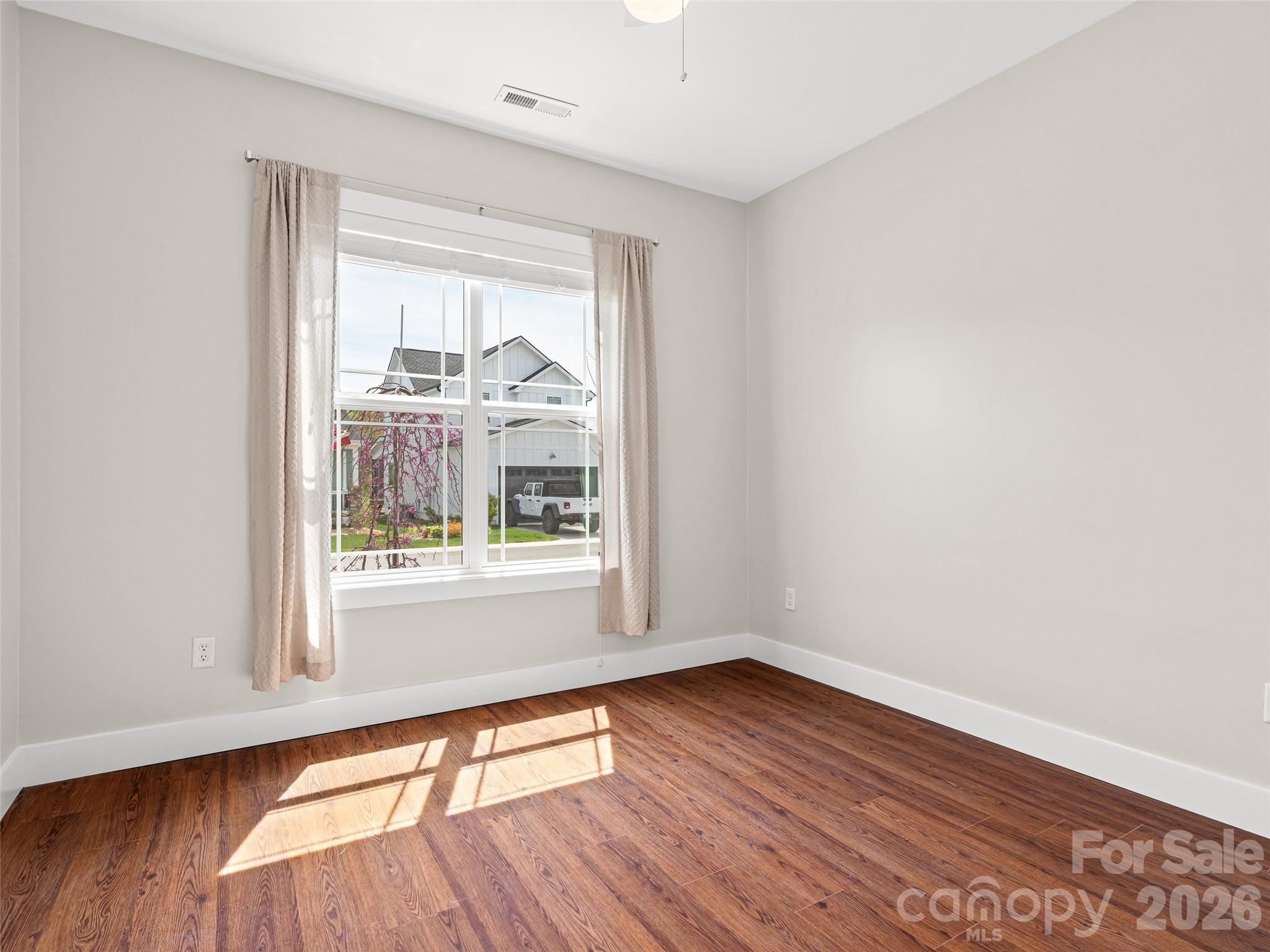 237 Leyland Circle — Hendersonville