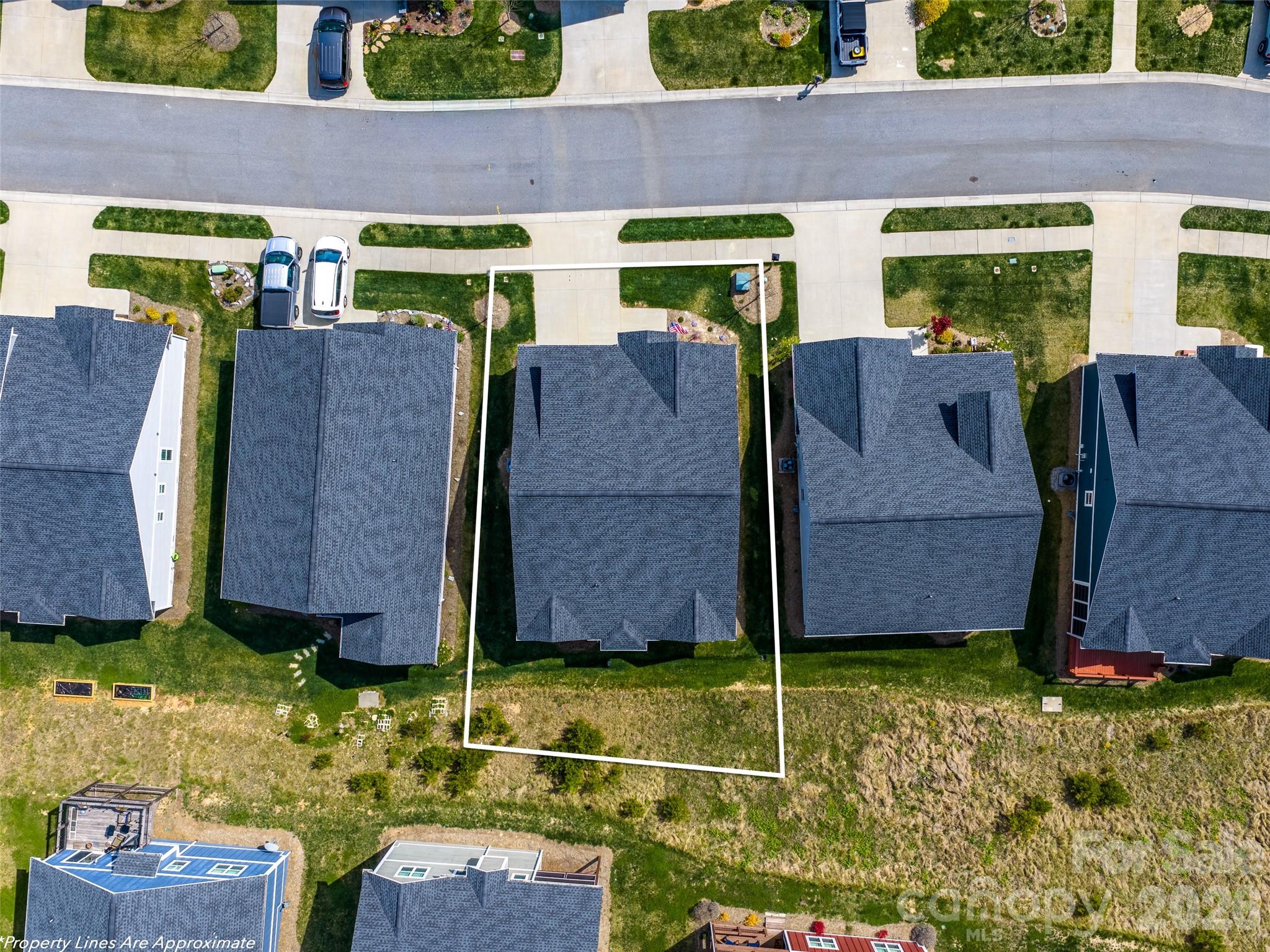 237 Leyland Circle — Hendersonville