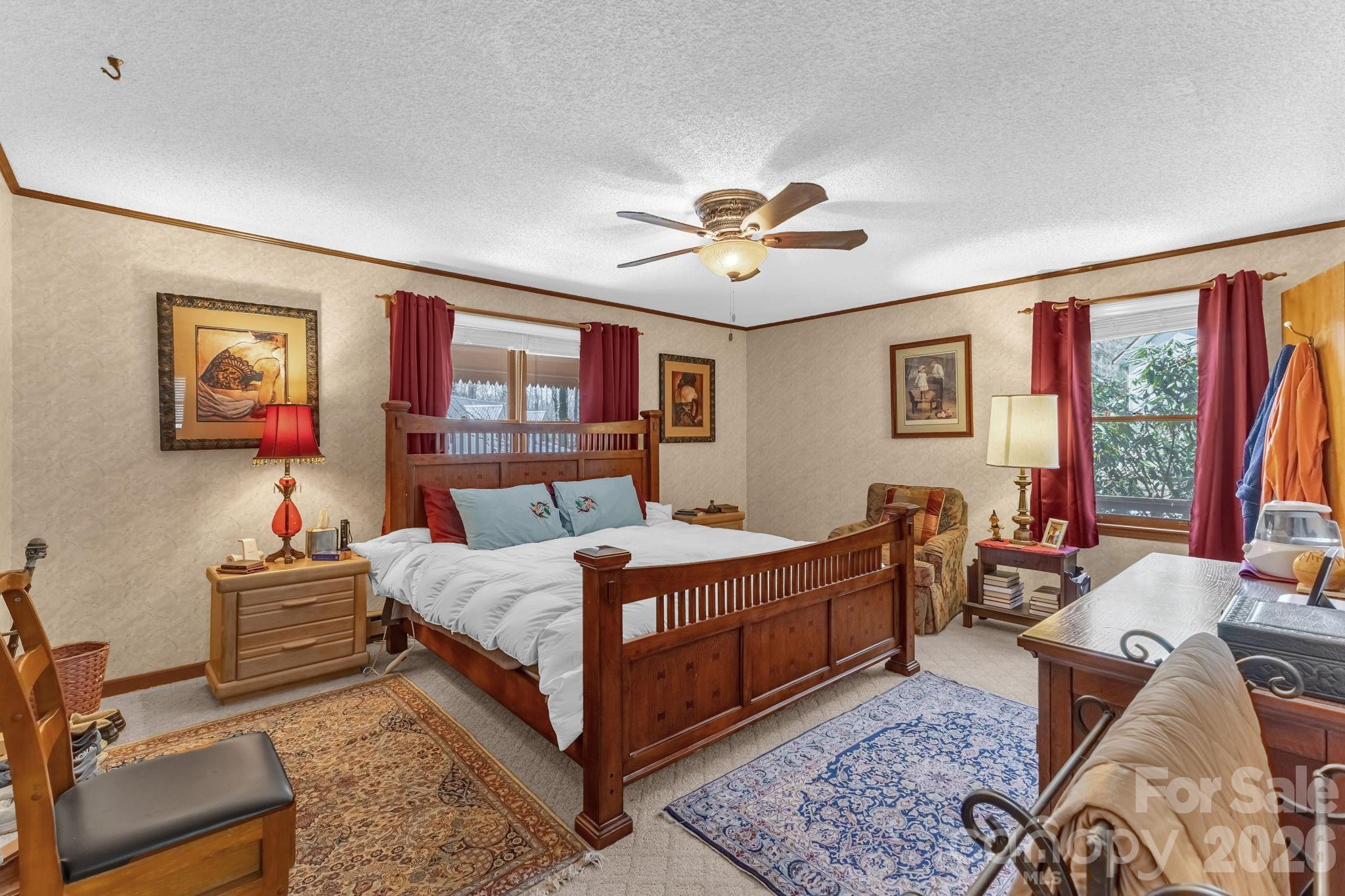 60 Pine View Road — Newland